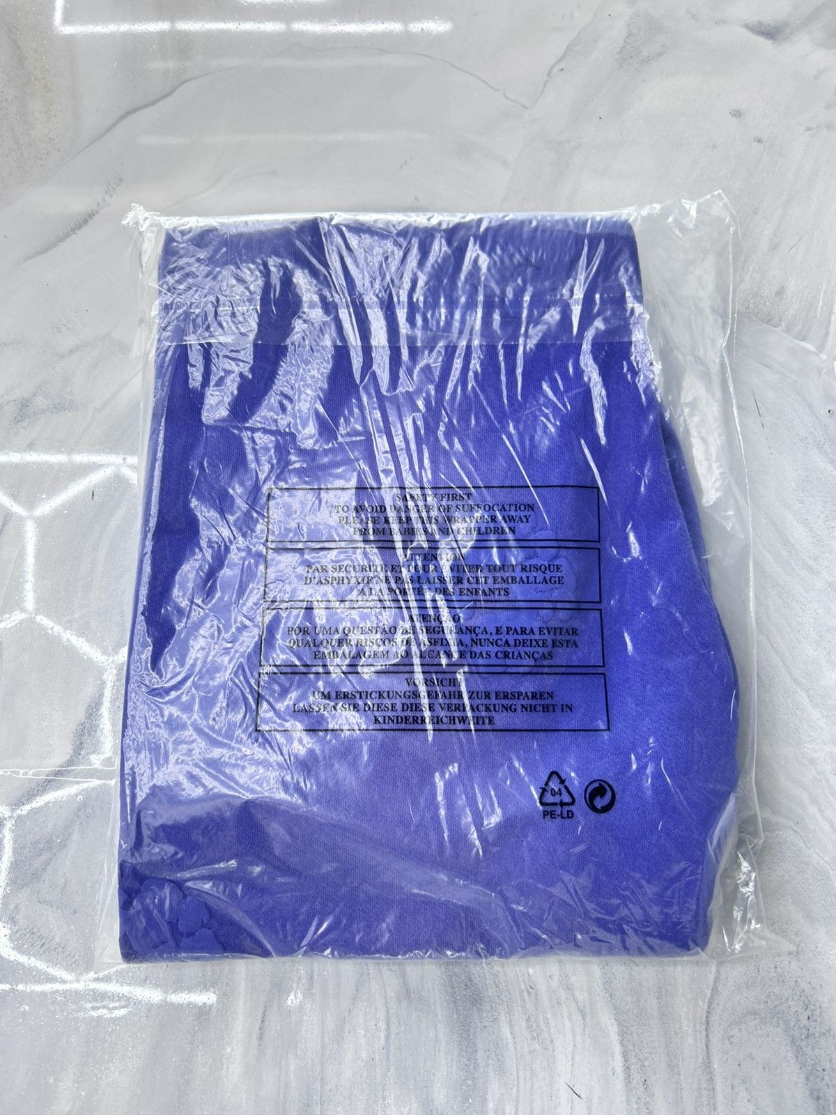 DENIM TEARS Denim Tears Monochrome Cotton Wreath Sweatpants Washed Blue Size US 34 / EU 50 - 13 Thumbnail