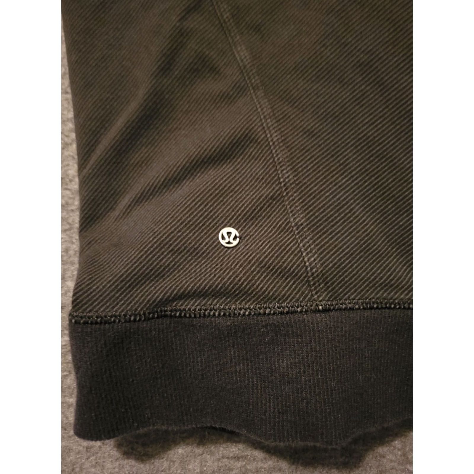 Lululemon Lululemon Athletica Jacket Women's 6 Full Zip Black/Gray Striped Pockets Active Shirt Hoodie? Size M / US 6-8 / IT 42-44 - 6 Thumbnail
