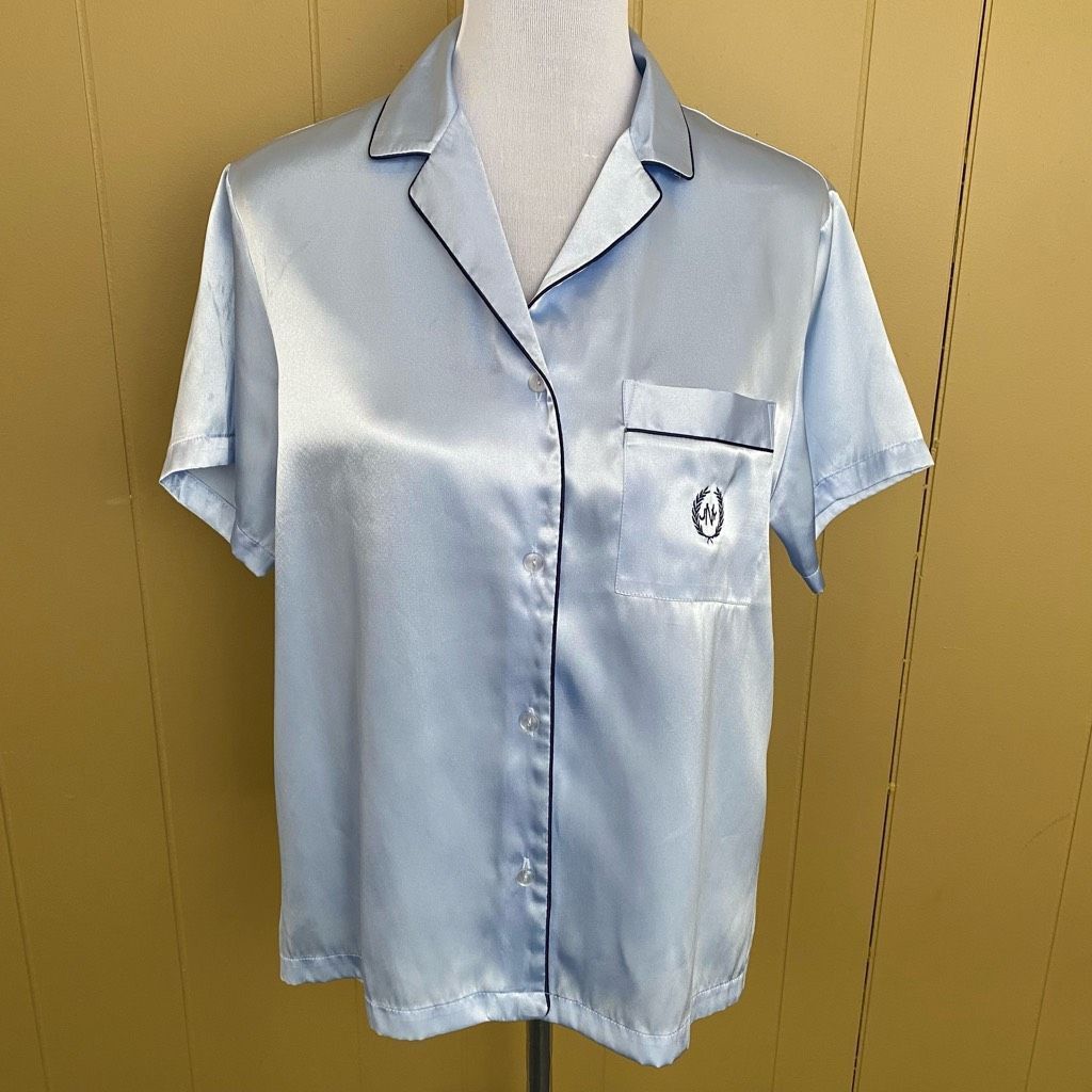 Jones New York Jones New York women L short sleeve and shorts satin pajama Size ONE SIZE - 10 Thumbnail