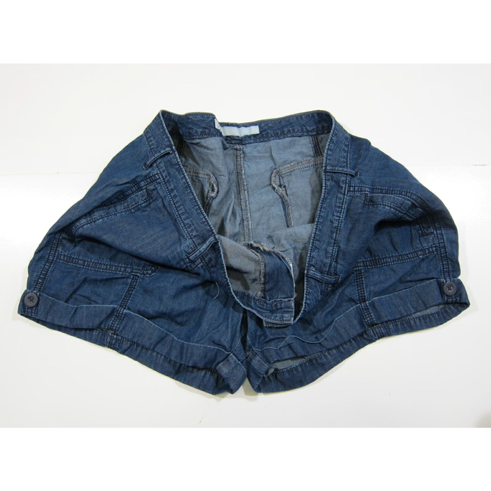 Old Navy Old Navy Cotton Blue Chambray Denim Mid Rise Flat Front Chino Short Women 14 Size 25" / US 0 / IT 36 - 6 Thumbnail