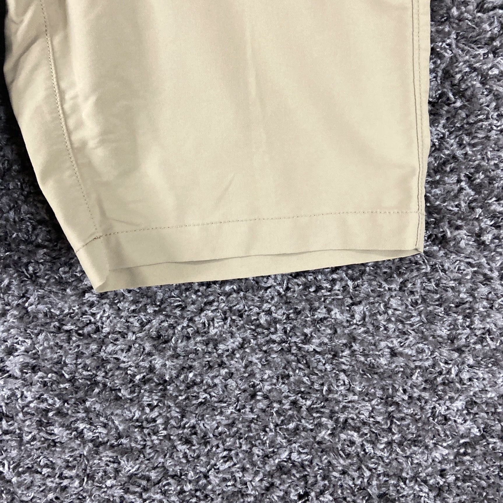 Under Armour Under Armour Short Chino Men 30 Brown Regular Size Men's Chino Shorts 30 Brown Under Armour Size US 30 / EU 46 - 2 Thumbnail