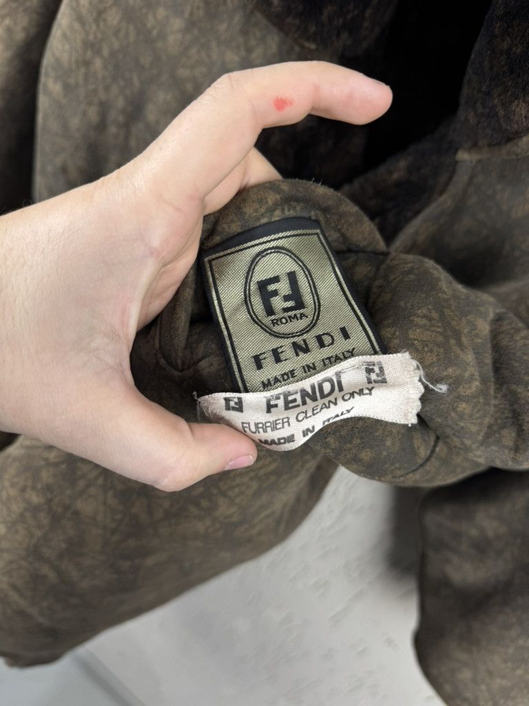 Fendi Fendi Roma Vintage 80s Fur Shearling Coat Size 40IT Brown Size US L / EU 52-54 / 3 - 9 Thumbnail