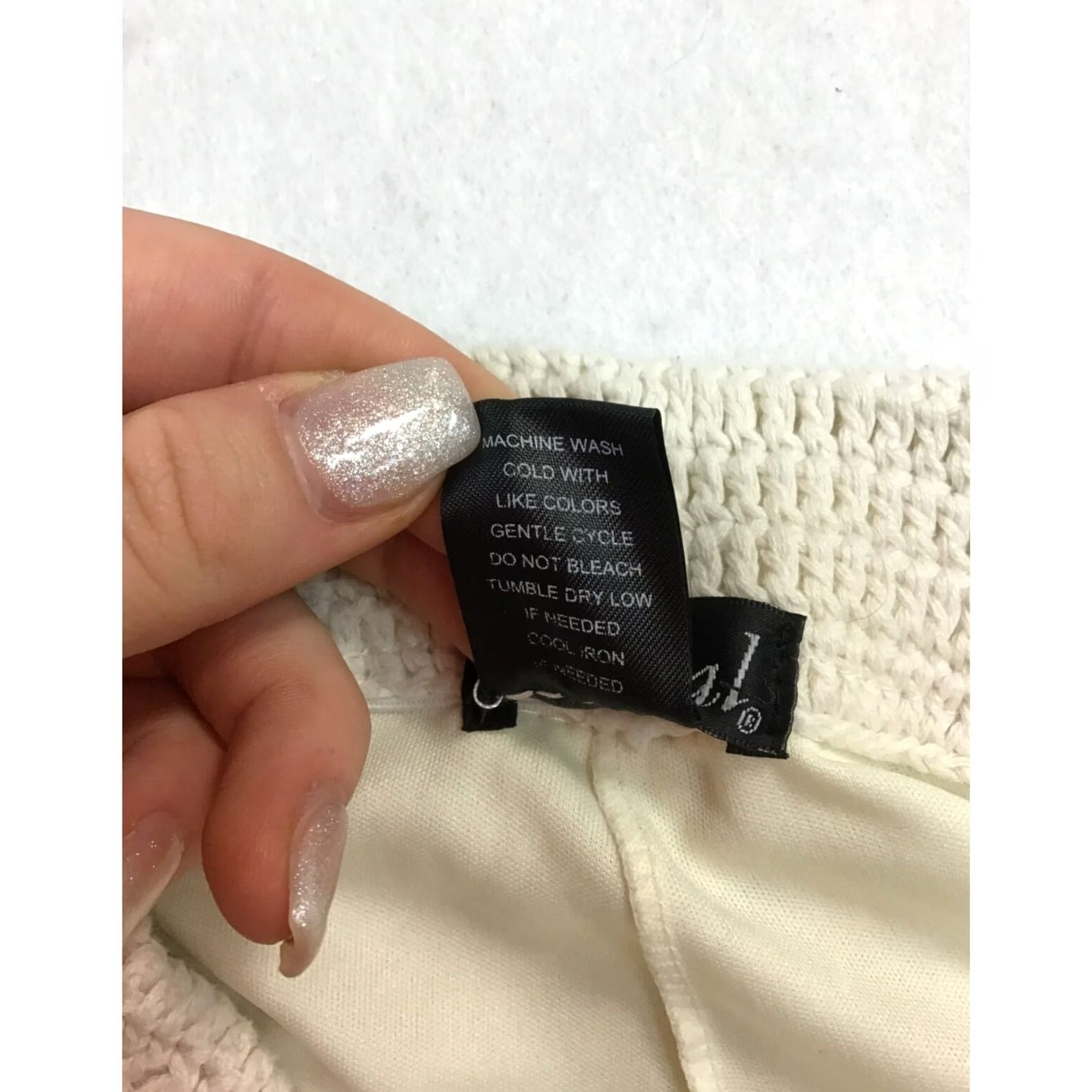 Vintage VINTAGE Wet Seal Women’s Cream Knit Shorts Boyfriend Medium Women’s Shorts Womens Medium Cream Knit Shorts Boys? Size 32" / US 10 / IT 46 - 4 Thumbnail