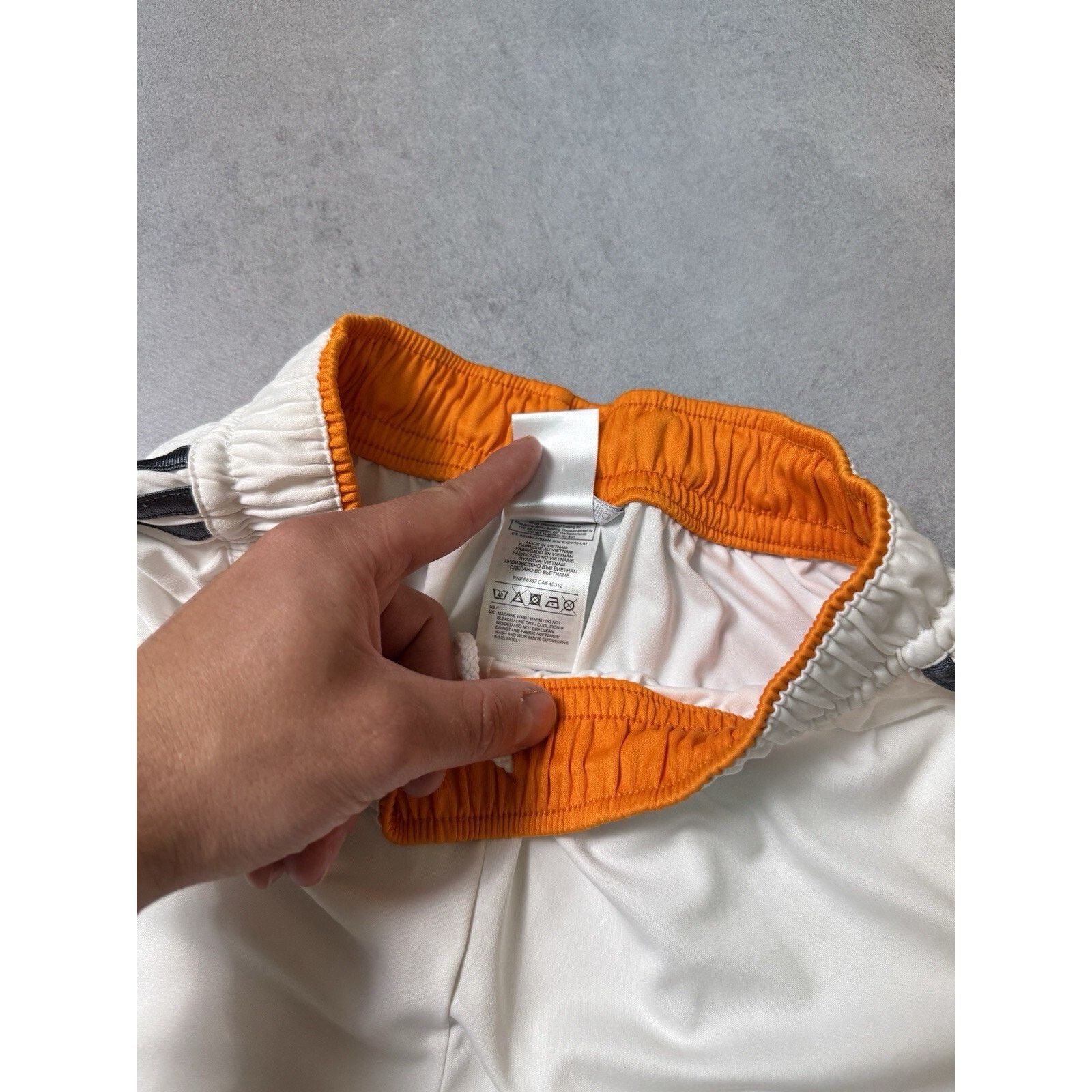 Adidas Adidas Real Madrid Soccer Shorts Football Size L White 2013 Size US 34 / EU 50 - 10 Thumbnail