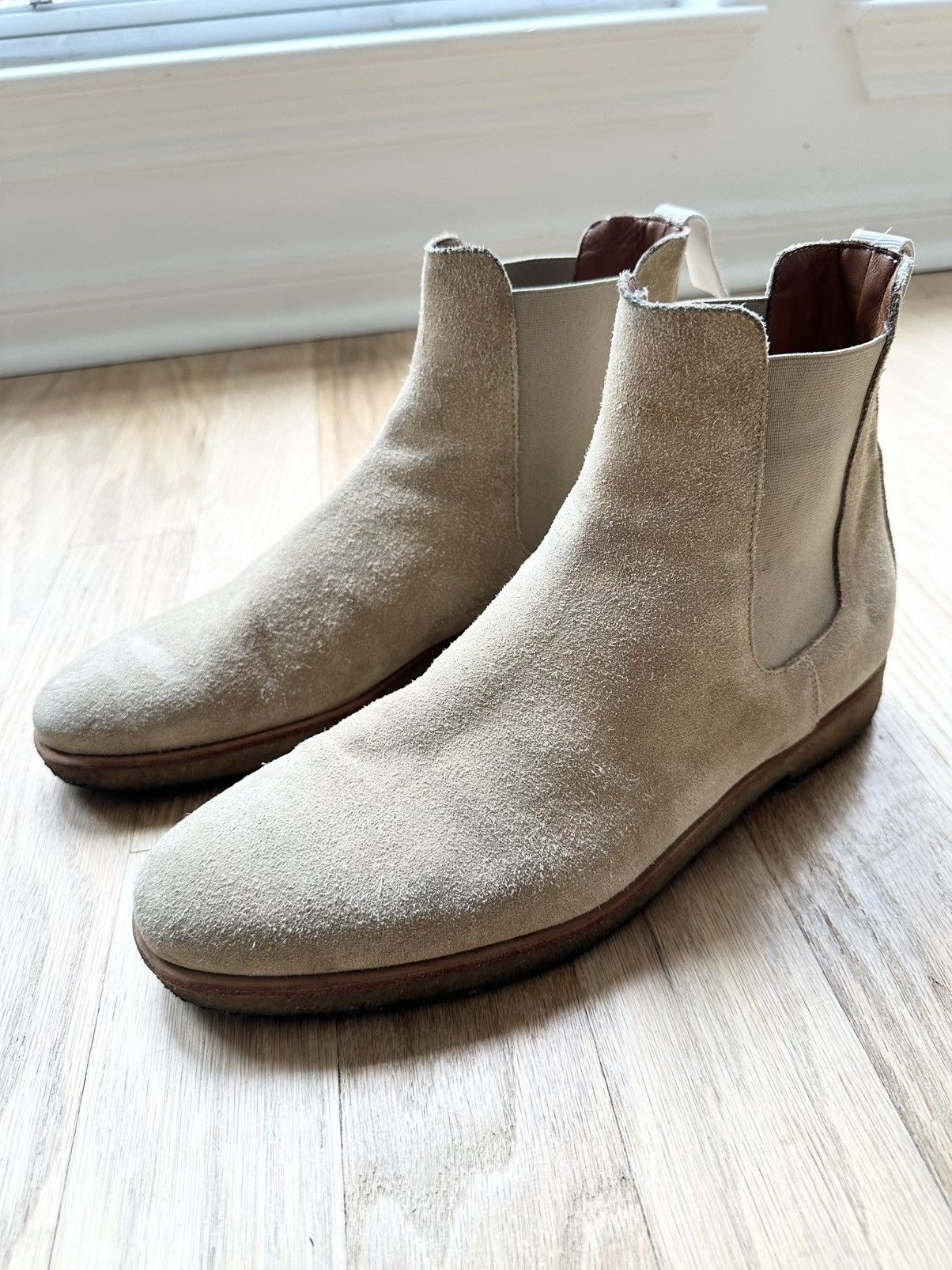 Common Projects Suede Chelsea Boots Sand