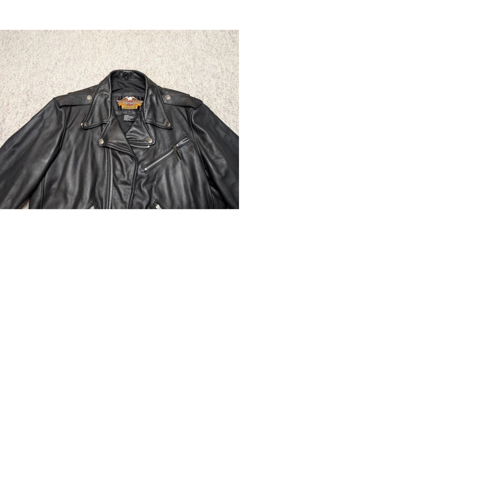 Harley Davidson VINTAGE Harley-Davidson embossed eagle M black leather jacket Mens Jacket M Harley-Davidson 1990s motorcycle black leather vintage Size US M / EU 48-50 / 2 - 9 Thumbnail