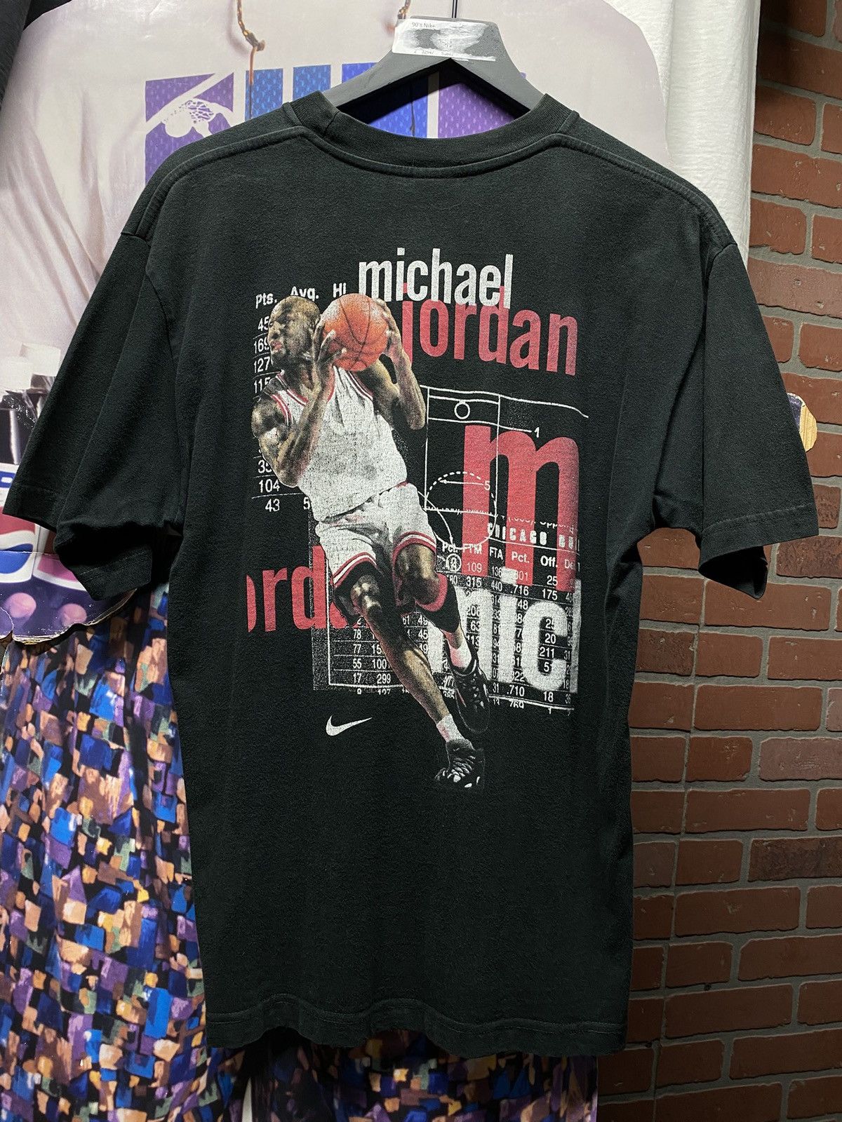 Vintage Vintage 90’s Nike Michael Jordan tee Shirt Medium Size US M / EU 48-50 / 2 - 1 Thumbnail
