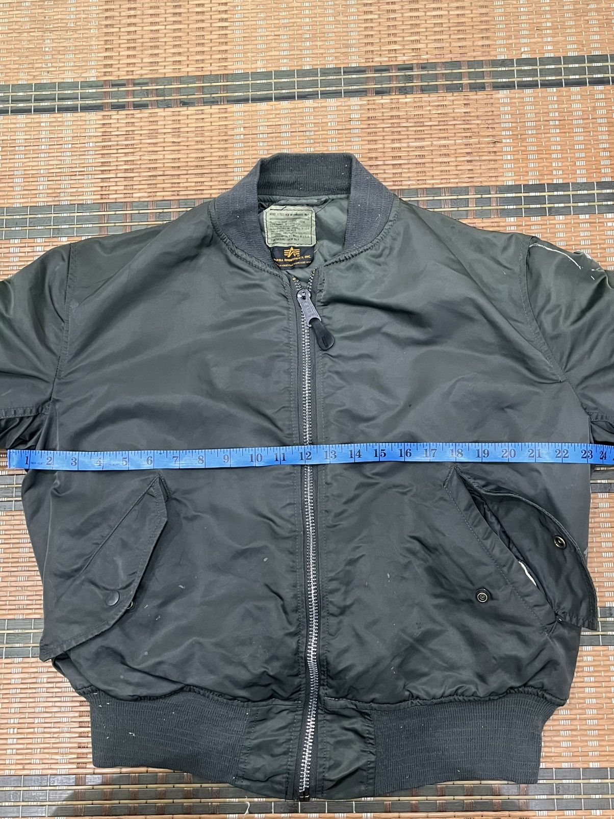 Alpha Industries Alpha Industries Inc Paint Splash MA 1 Bomber Jacket Size US L / EU 52-54 / 3 - 13 Thumbnail