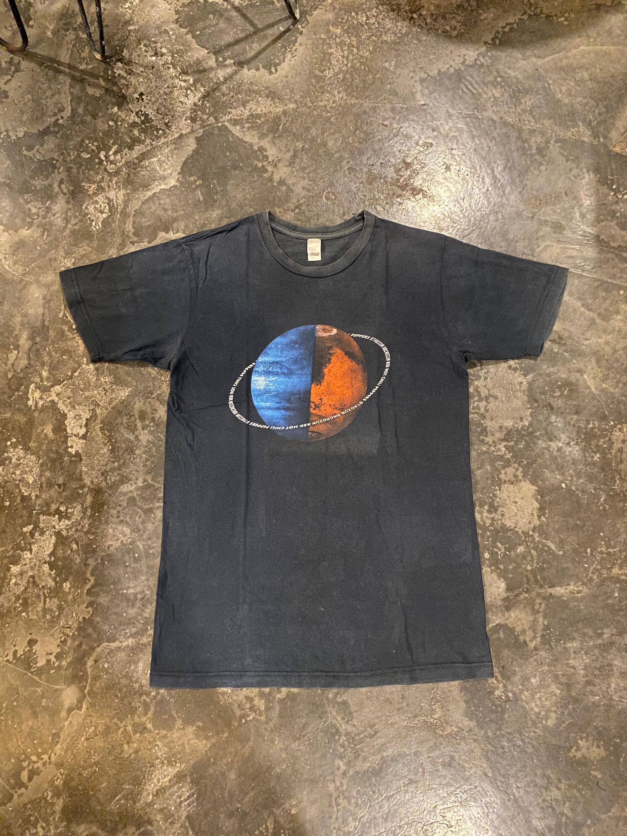 Vintage Vintage 00s Red hot Chilli Peppers tour 2006/2007 bandshirt Size US M / EU 48-50 / 2 - 4 Thumbnail