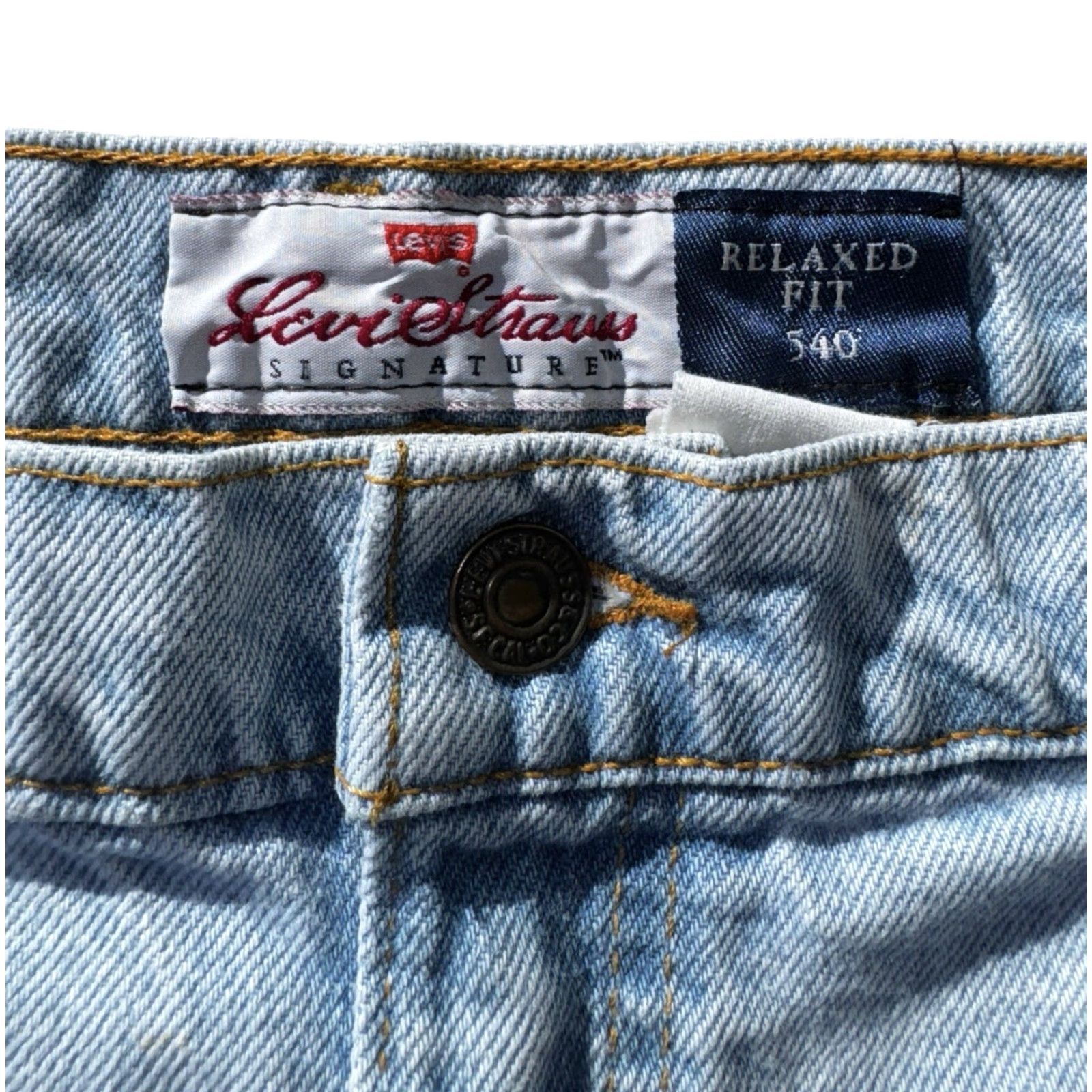 Levi's VINTAGE Levi's 540 Jeans Sz 34x36 RARE blue straight Mens 1990s Copper Tab Jeans 34 36 Size US 34 / EU 50 - 6 Thumbnail