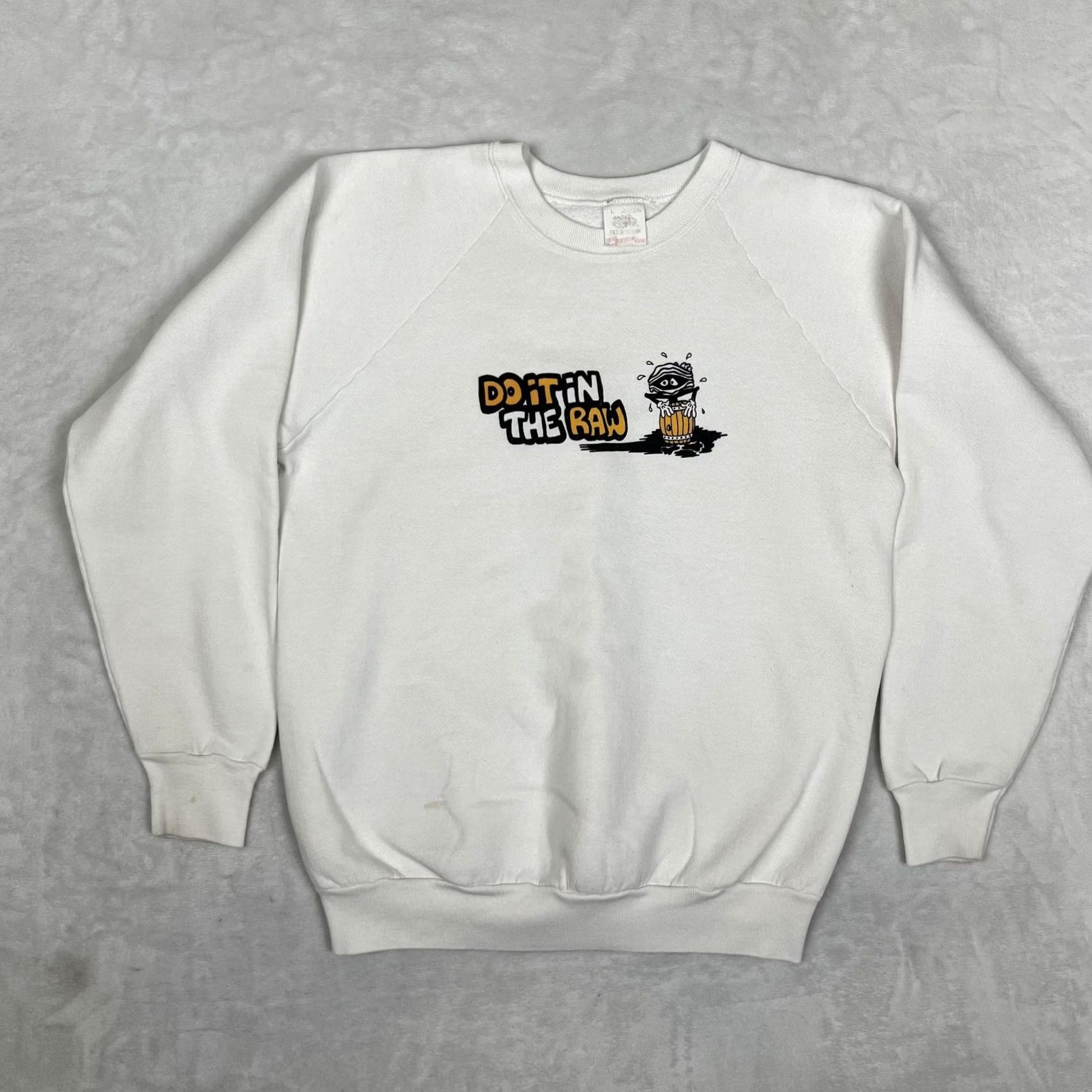 Fruit Of The Loom VINTAGE Fruit of the Loom Sweatshirt Mens M Large White Oyster Pub Daytona Beach 90s Graphic Print Crew Neck Raglan Long Sleeve Size US M / EU 48-50 / 2 - 2 Thumbnail
