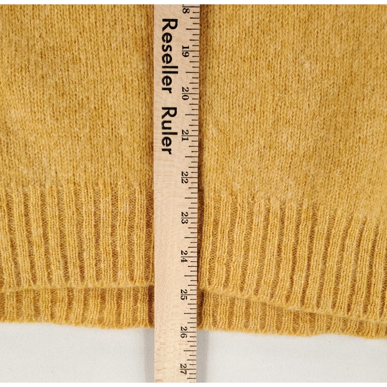 MooRER VINTAGE Cox Moore Sweater VTG 60s 70s 100% Wool Made England Yellow Crew Neck Mens L Size US L / EU 52-54 / 3 - 7 Thumbnail