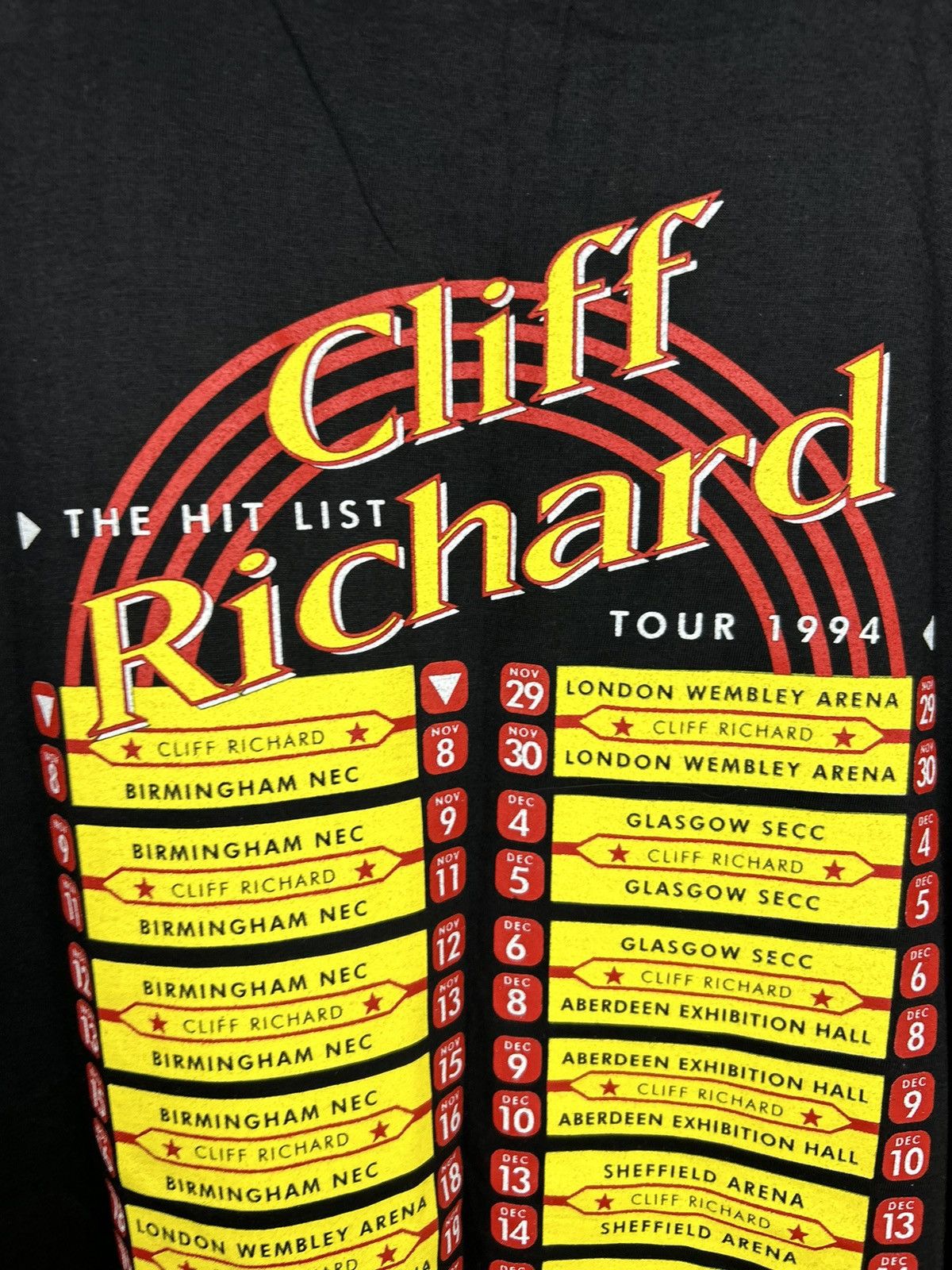Band Tees × Vintage Vintage 90s Cliff Richard The Hit List Tour 1994 T shirt Size US L / EU 52-54 / 3 - 11 Thumbnail