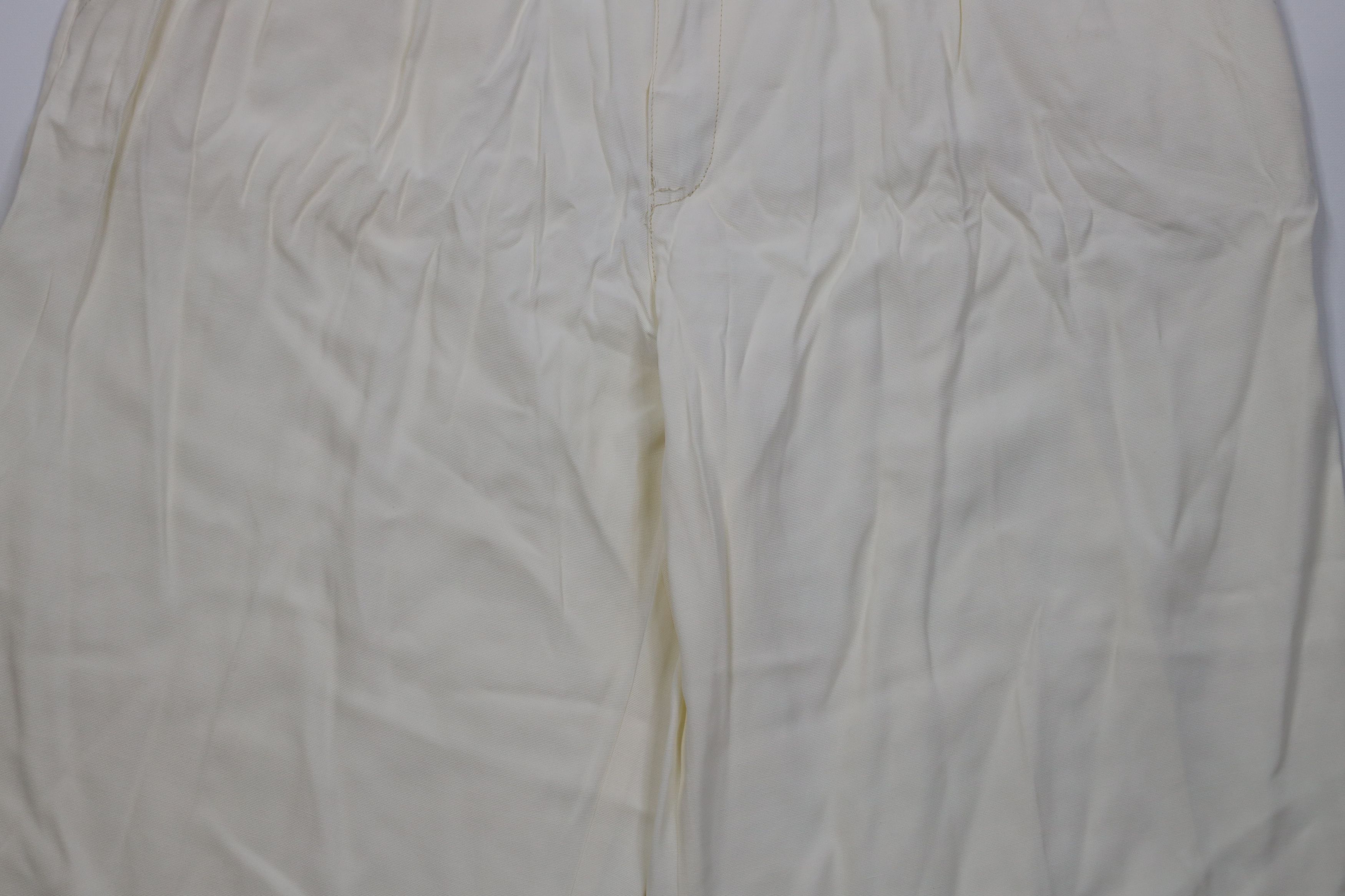 Vintage Vintage 90s Streetwear Gabardine Knit Baggy Shorts Cream USA Size US 36 / EU 52 - 3 Thumbnail