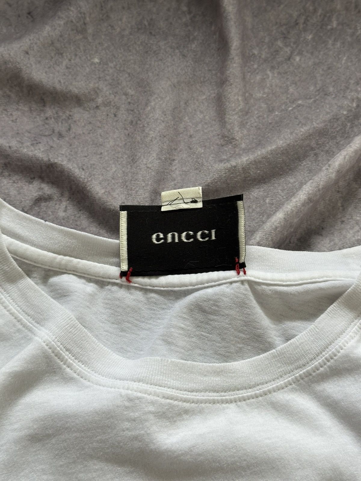Gucci Gucci Distressed Washed Logo Tee Size S Mens Size US S / EU 44-46 / 1 - 8 Thumbnail
