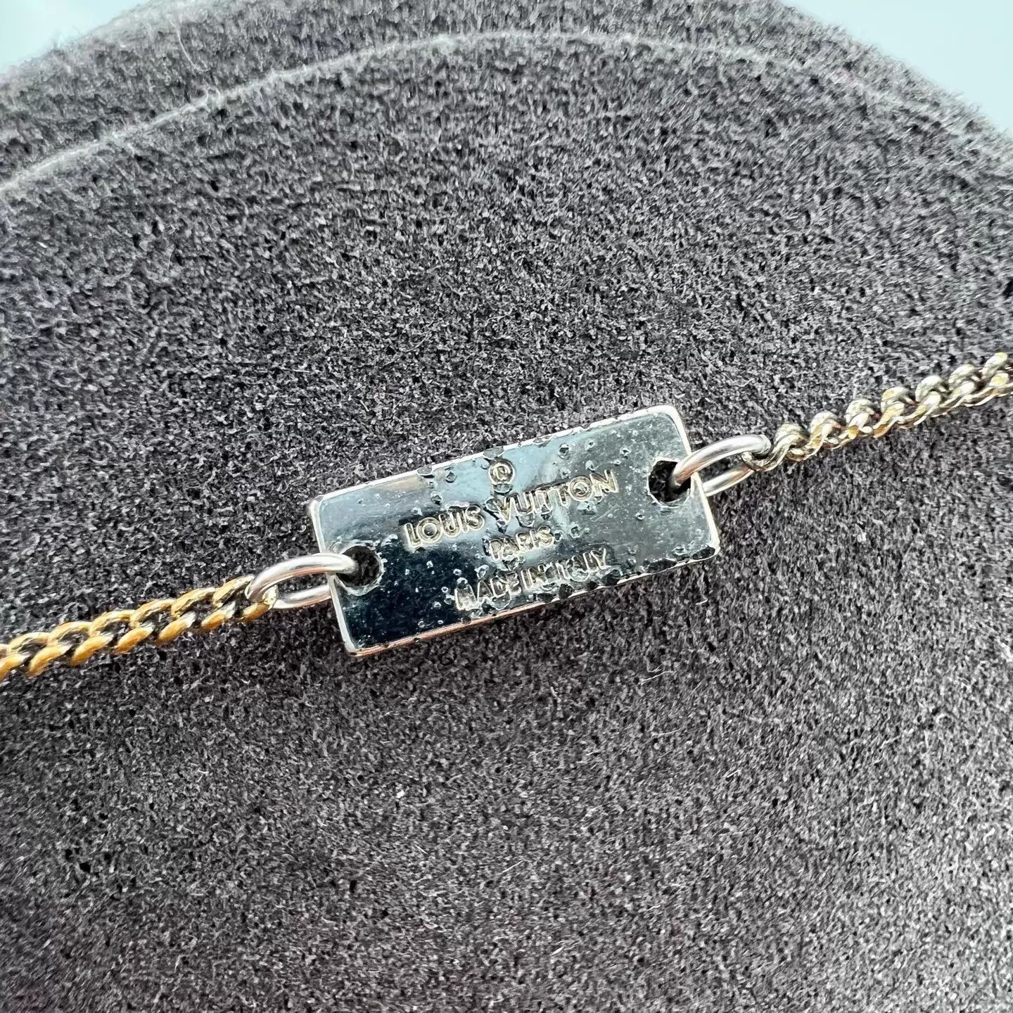 Louis Vuitton LV 3-in-1 Engraved Monogram Necklace Size ONE SIZE - 5 Thumbnail