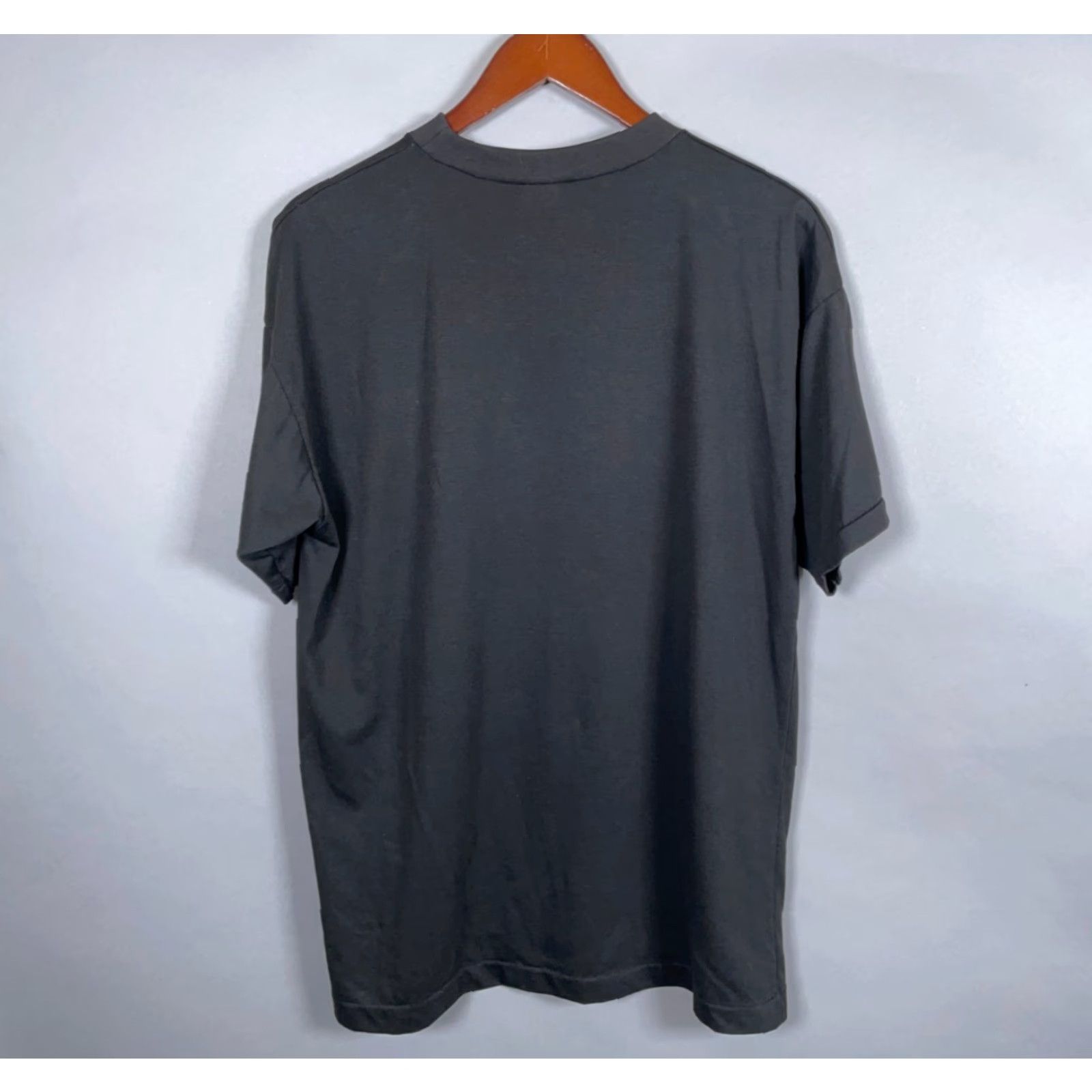 Vintage VINTAGE Sun Sport T-Shirt Adult Large Black Gold Foil Aztec Cancun Mexico Single Stitch 90s Men Size US L / EU 52-54 / 3 - 2 Thumbnail
