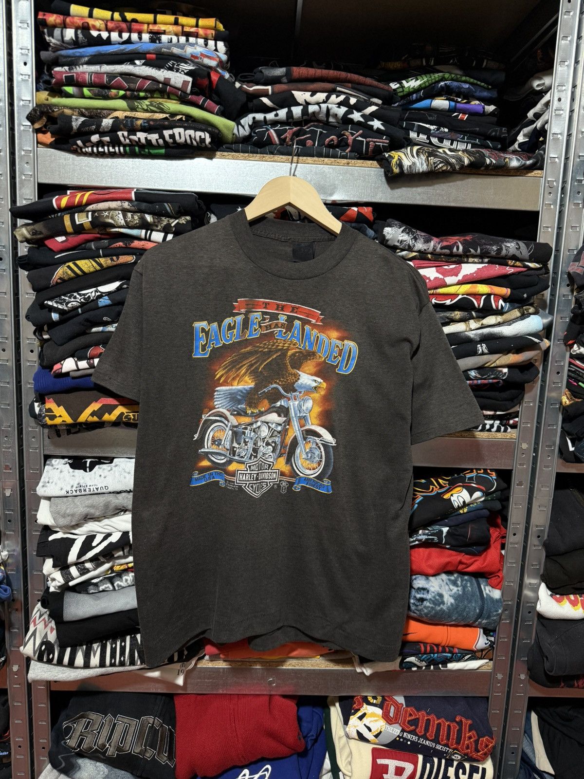 Harley Davidson 1987 3D Emblem Harley Davidson The Eagle Has Landed T-Shirt Size US L / EU 52-54 / 3 - 1 Thumbnail