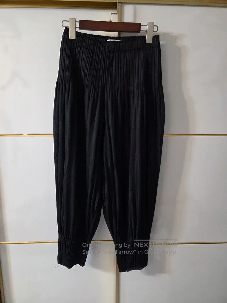 Issey Miyake Issey Miyake Black Puff Pants Size 25" / US 0 / IT 36 - 1 Thumbnail