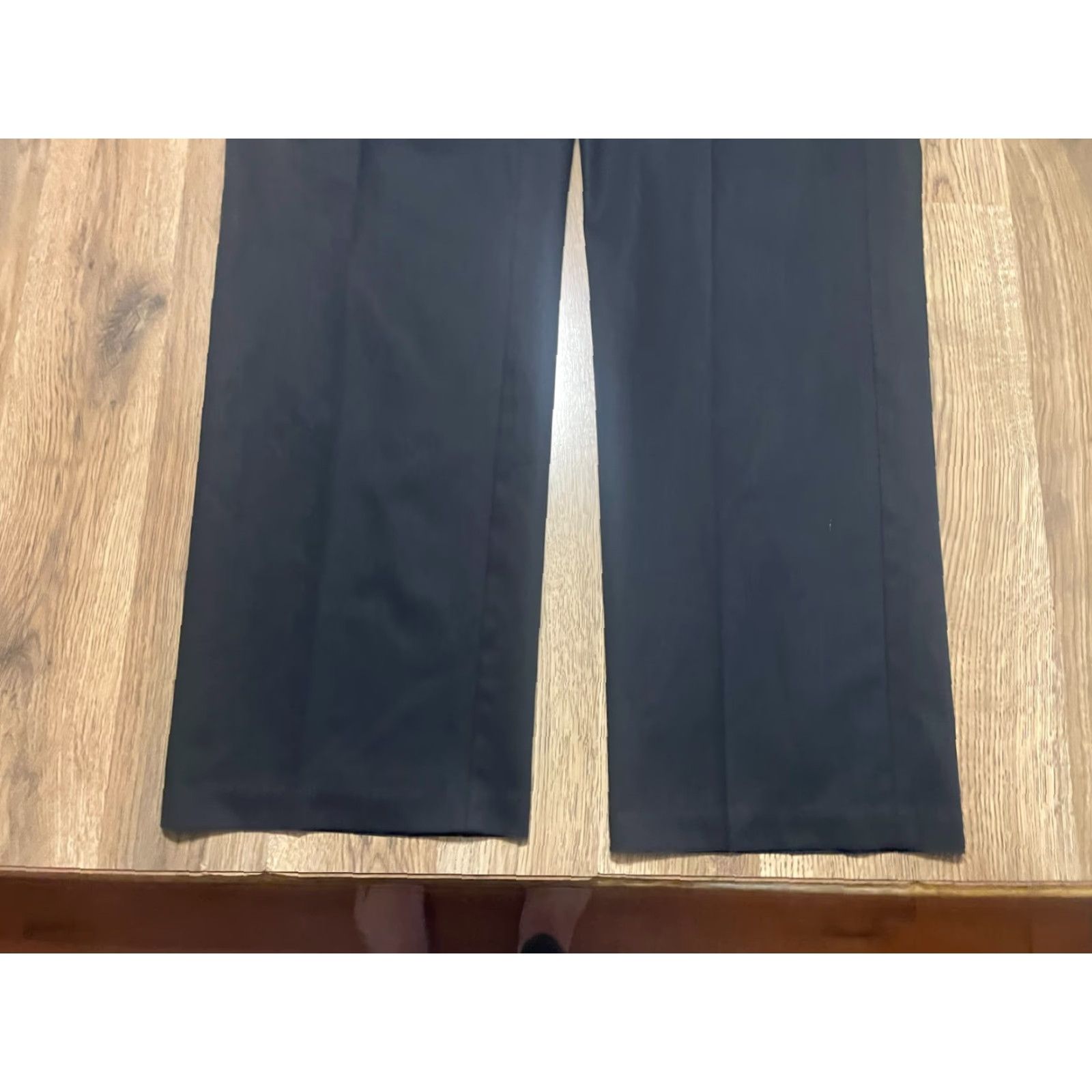 Haggar **Black Haggar Mens Regular Fit Dress Pants 36x30** User: Black Haggar Mens Regular Fit Dress Pants 36x30 Size US 36 / EU 52 - 3 Thumbnail
