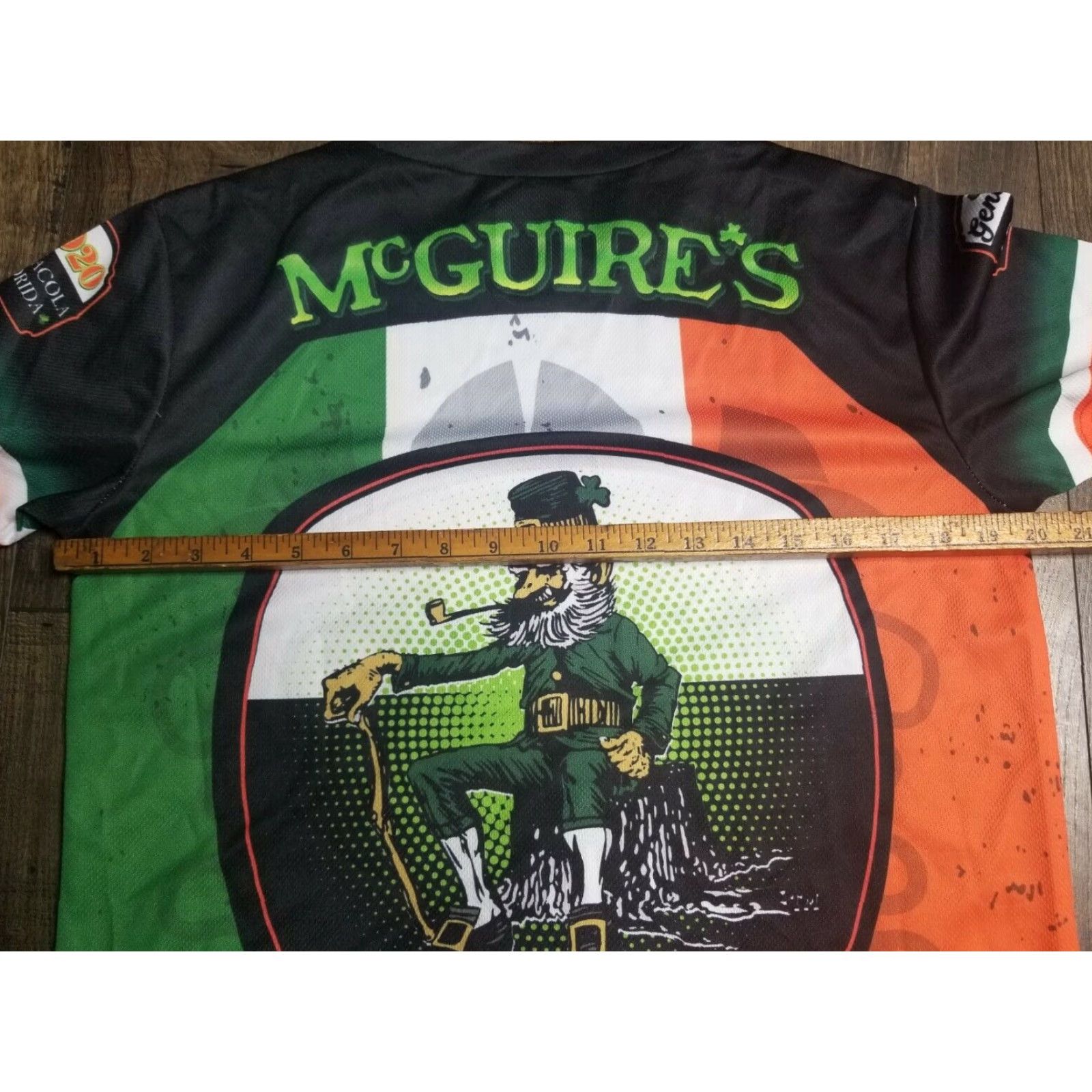 Gloverall McGuire's Irish Pub Shirt Mens M Green All Over Print St Patrick's Day Race Graphic Tee Crew Neck Short Sleeve T-Shirt Size US M / EU 48-50 / 2 - 3 Thumbnail