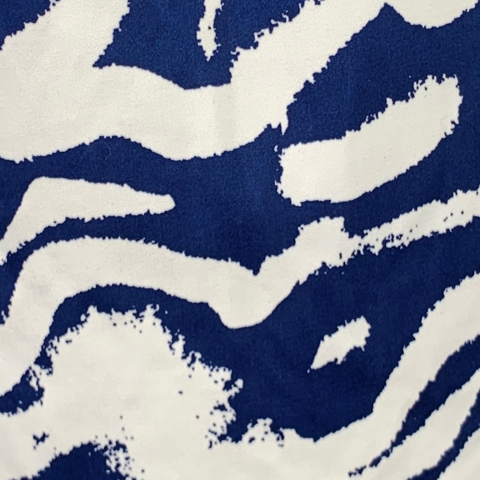 Prabal Gurung PRABAL GURUNG Size M Blue White Lines Graphic Bermuda Shorts Size US 31 - 2 Thumbnail