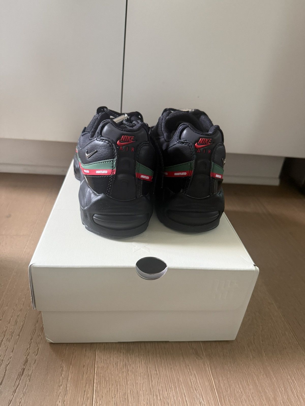 Nike × Undefeated Size 8.5 - Nike Undefeated x Air Max 95 Black (NEW) Size US 8.5 / EU 41-42 - 4 Thumbnail