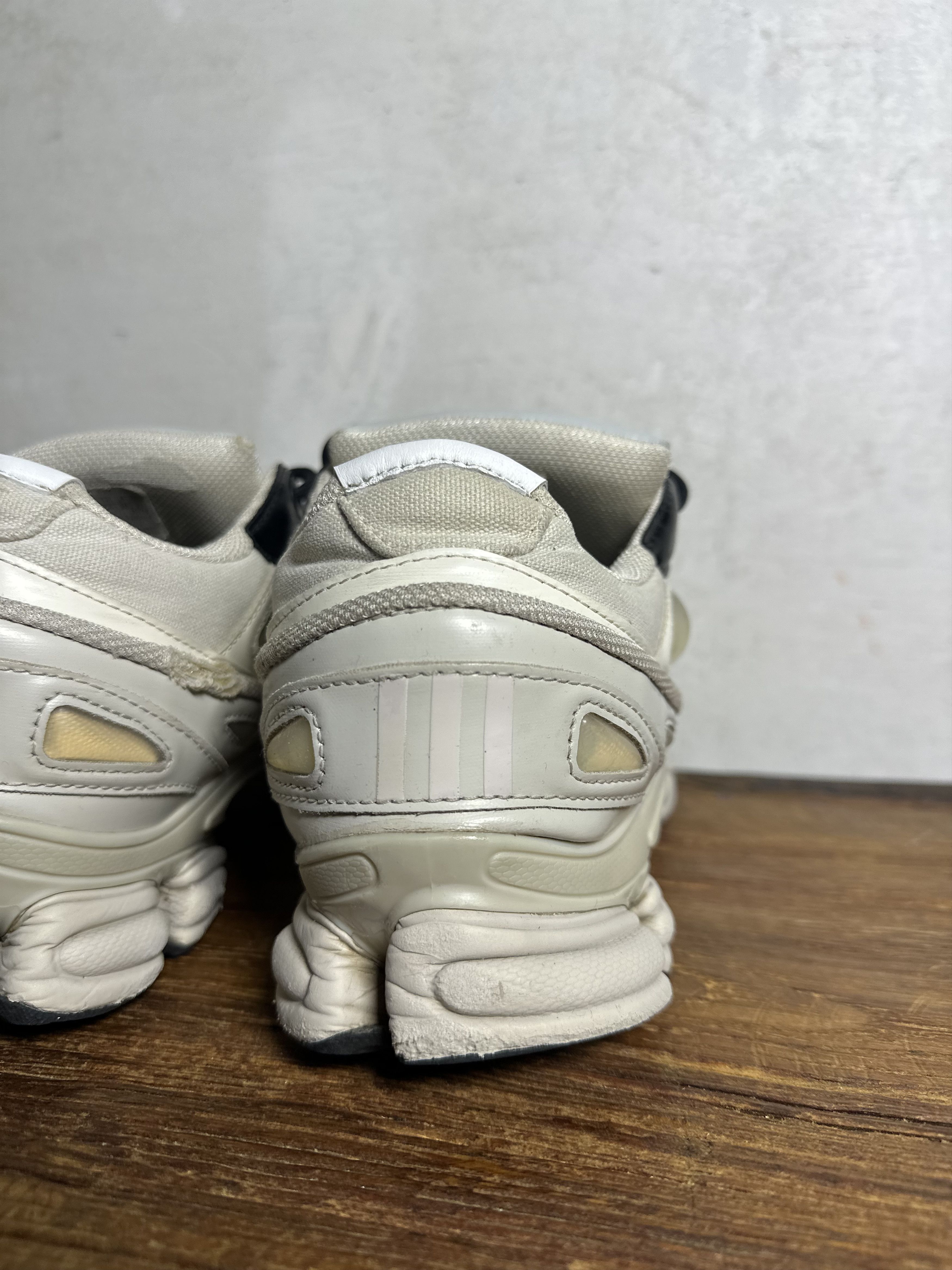 Adidas × Raf Simons Adidas by Raf Simons Ozweego 3 Cream White Sneakers Size US 10.5 / EU 43-44 - 6 Thumbnail
