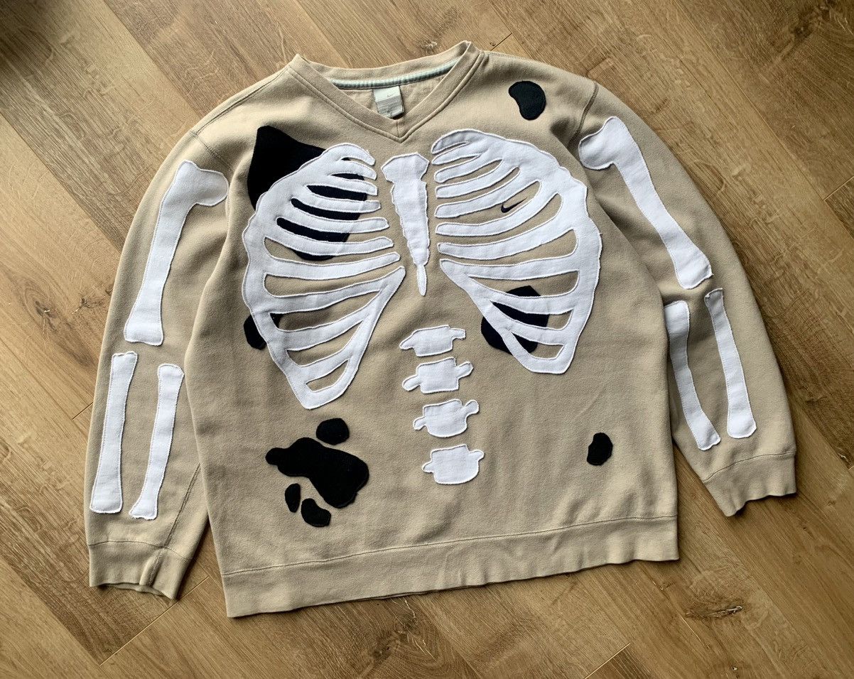 Nike Vintage Nike Skeleton big logo V-neck sweatshirt Size US L / EU 52-54 / 3 - 3 Thumbnail