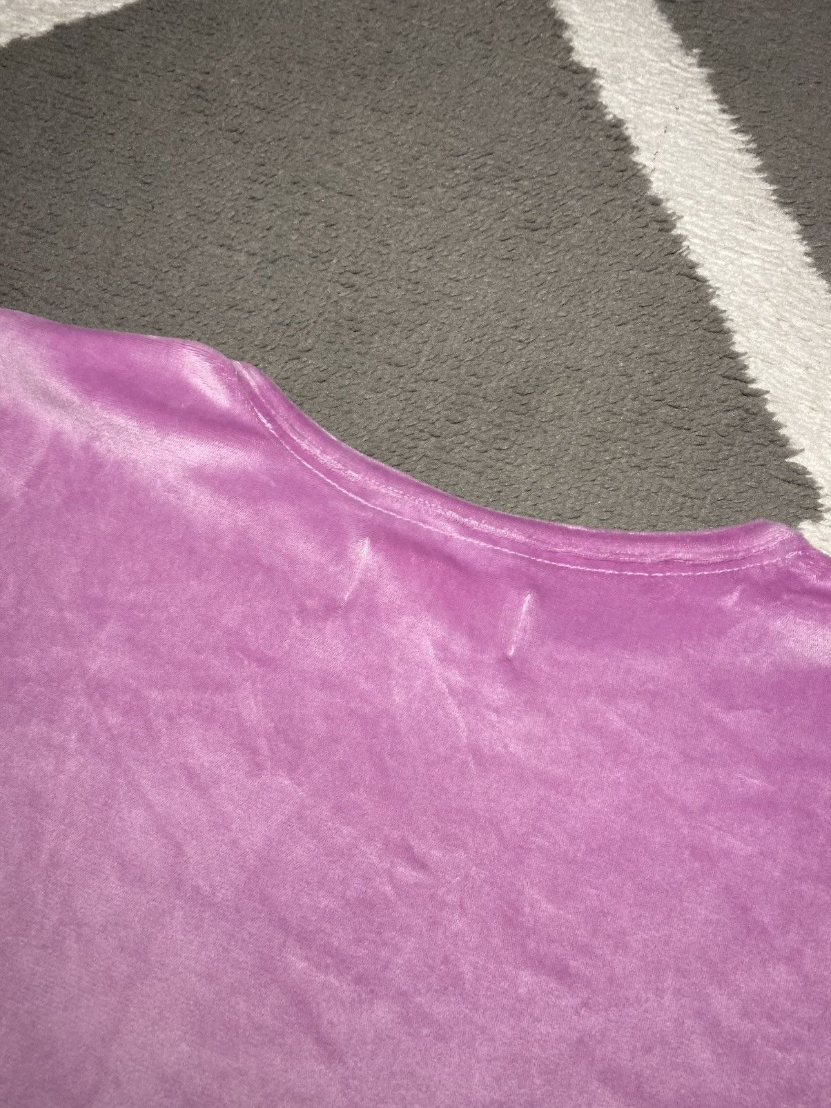 Juicy Couture × Vintage Juicy Couture Pink Velvet boxy cropped T-shirt with logo Size S / US 4 / IT 40 - 8 Thumbnail