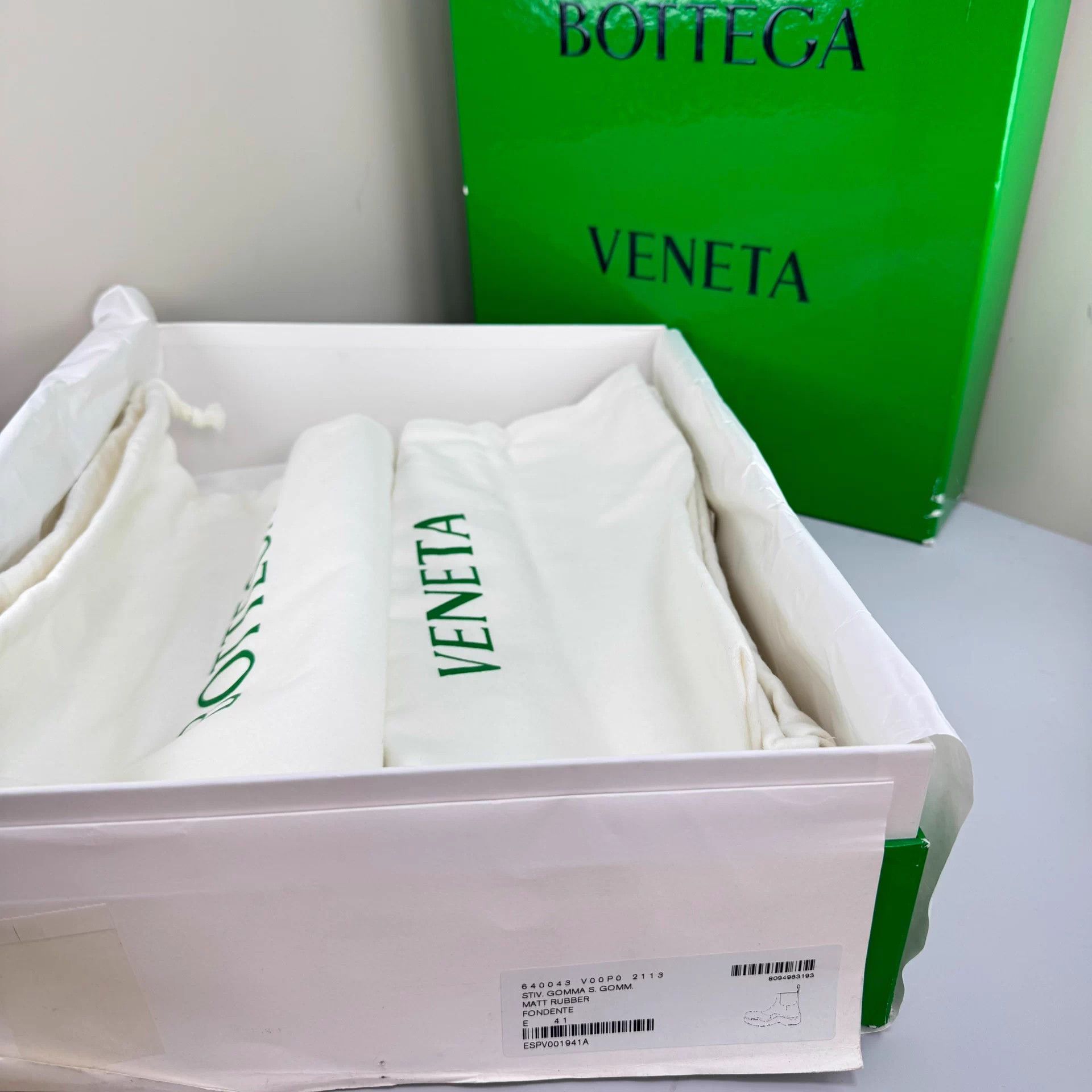 Bottega Veneta Bottega Veneta brown rubber rain boots 41 new 98 Size US 8 / EU 41 - 7 Thumbnail