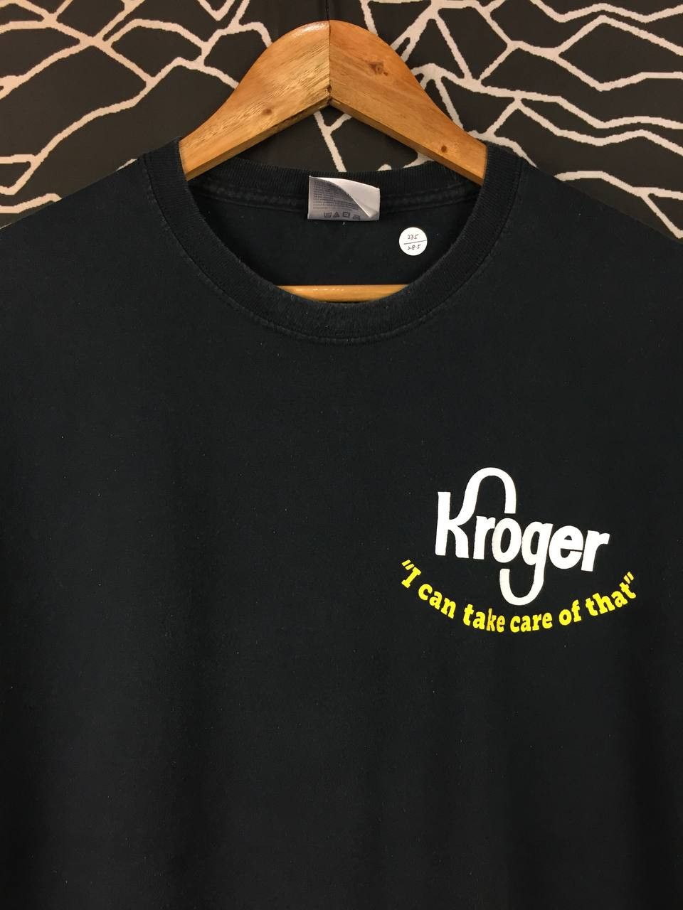Vintage Vtg Great Food Low Prices Kroger Grocery Store Promo Tee Size US XL / EU 56 / 4 - 6 Thumbnail