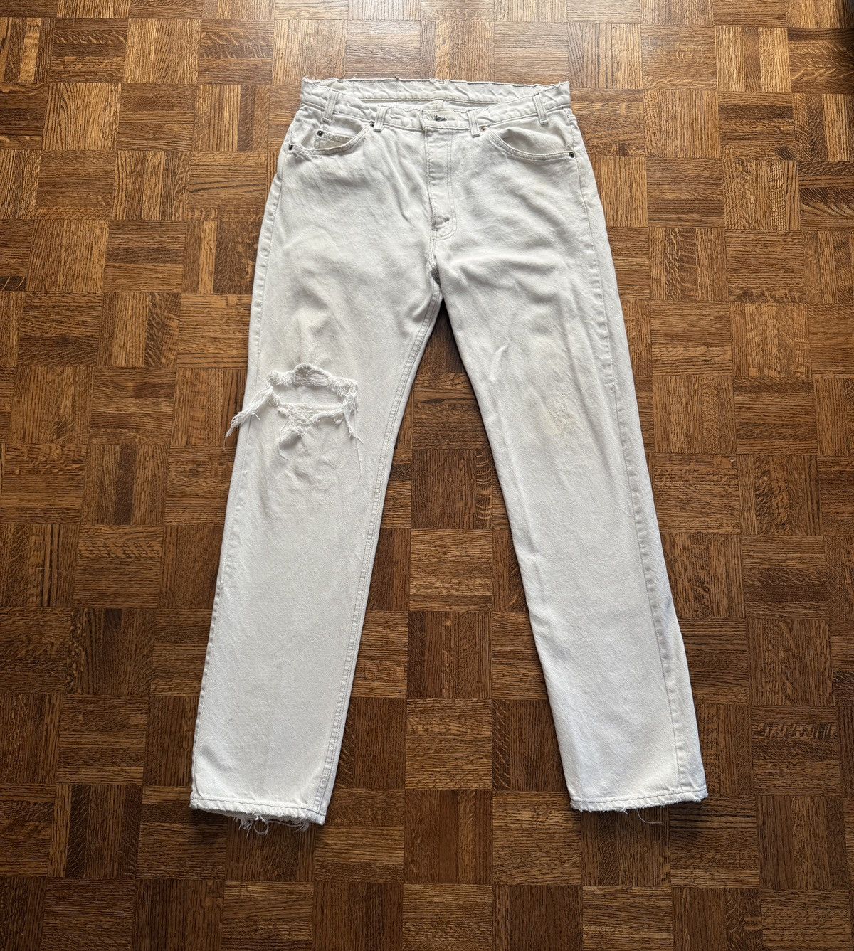 Levi's Vintage 80s Levi's Thrashed Cream Denim Jeans Size US 35 - 1 Thumbnail