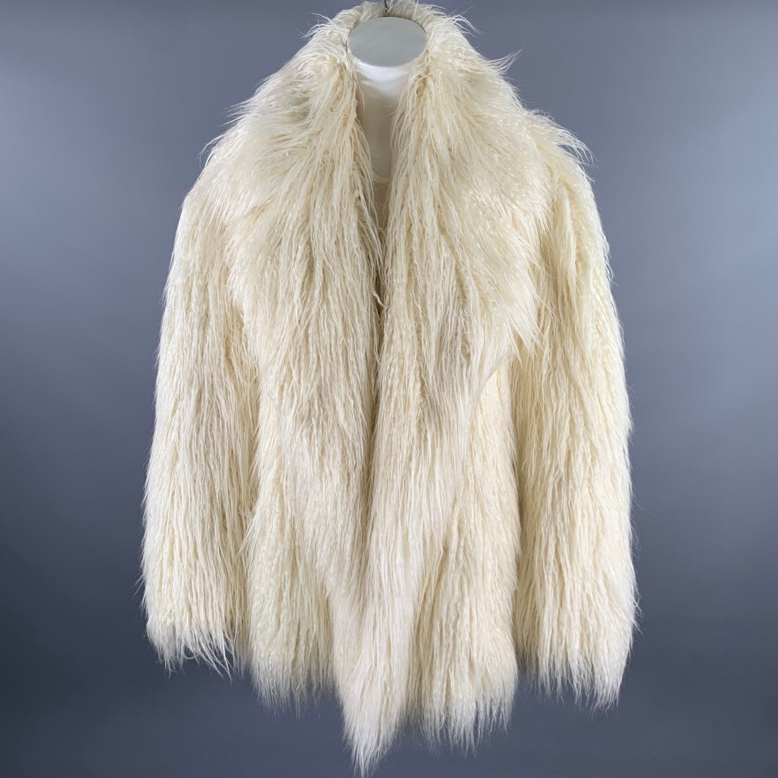Frankie Shop THE FRANKIE SHOP M/L Off White Faux Fur Notch Lapel Coat Size ONE SIZE - 1 Thumbnail