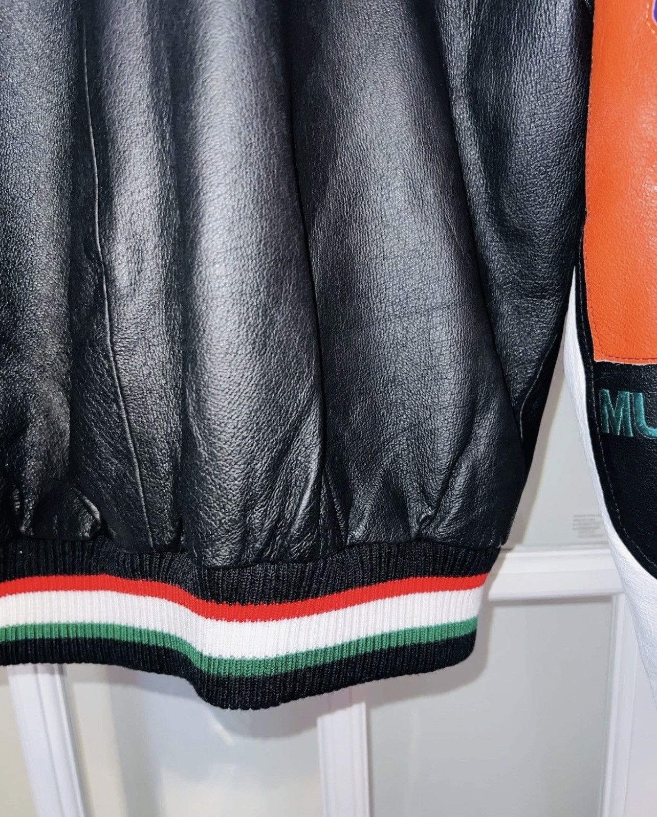 Mtv VTG 1992 MTV MUSIC TELEVISION LEATHER JACKET BLACK S BOMBER Size US S / EU 44-46 / 1 - 18 Thumbnail