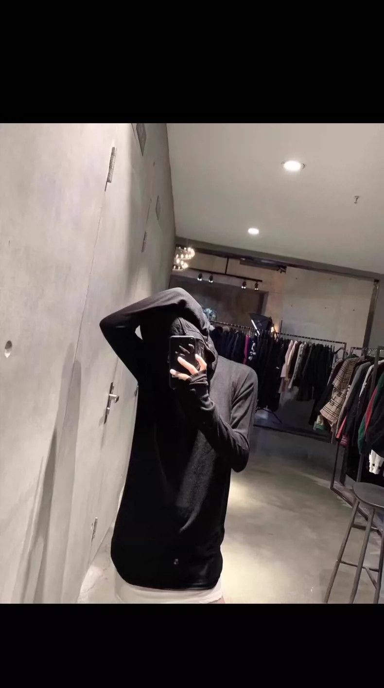 Rick Owens Rick Owens Black hooded sweater Size US S / EU 44-46 / 1 - 1 Thumbnail