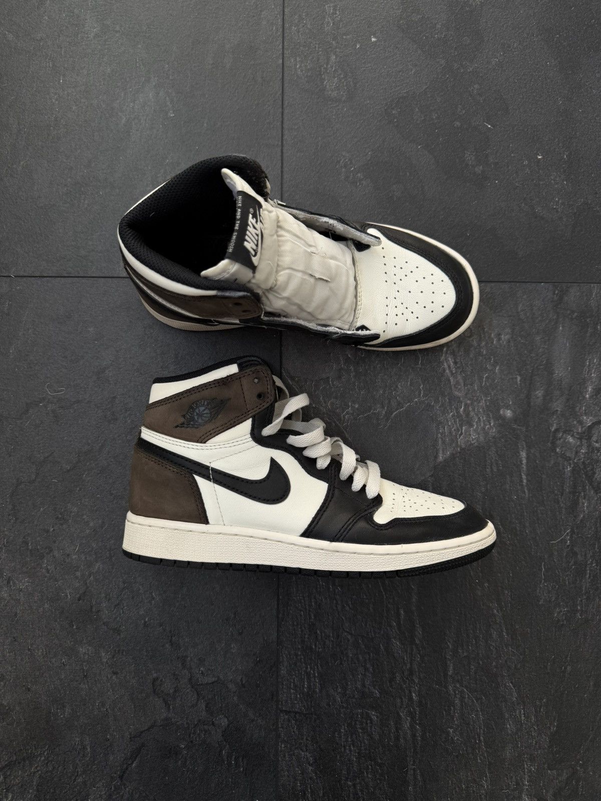 Jordan Brand × Nike × Vintage Nike Air Jordan 1 Retro High Dark Mocha Black Size US 4 / IT 34 - 1 Thumbnail