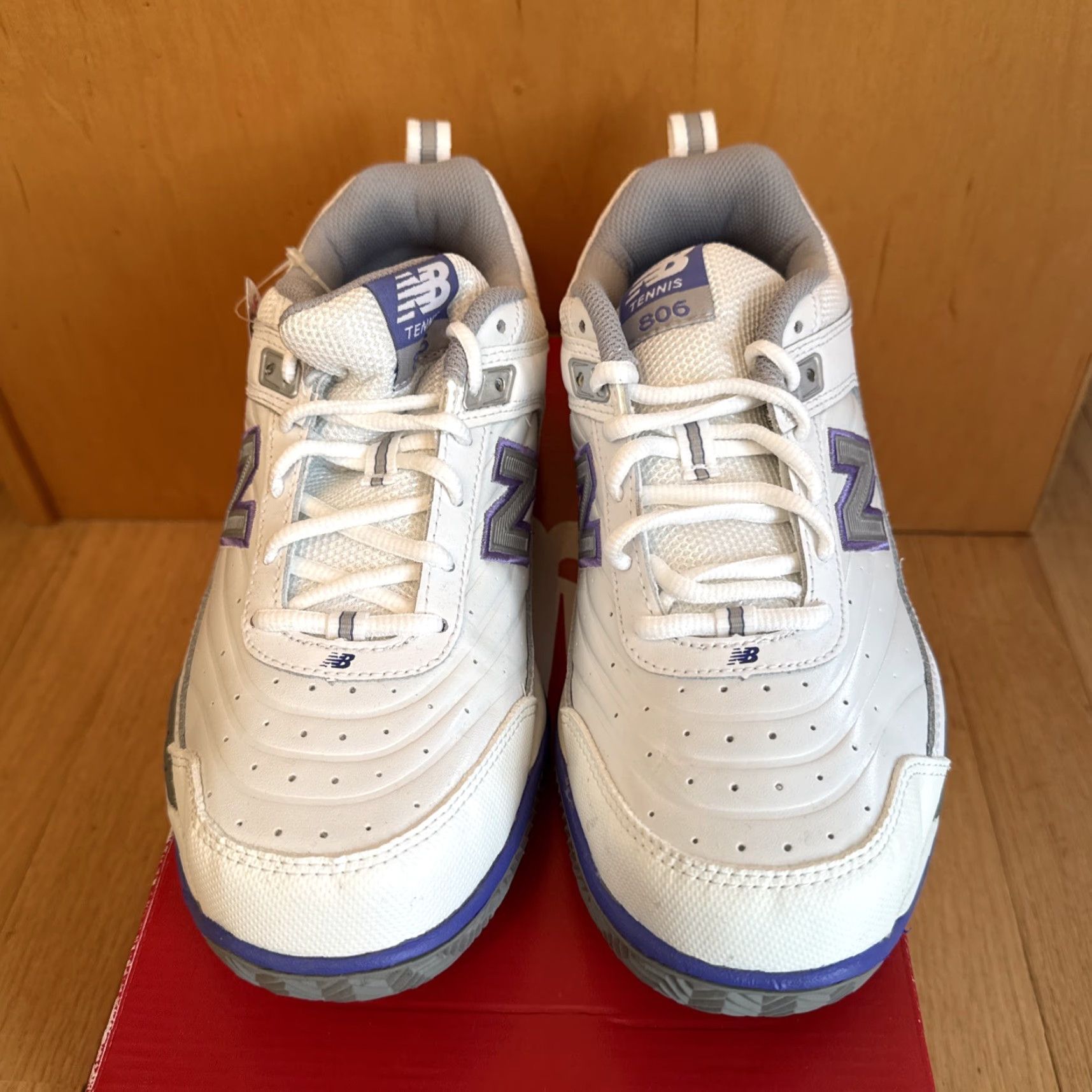 New Balance New Balance 806 Tennis Sneaker Women White Purple Size 10D Wide WC806W Size US 10 / IT 40 - 3 Thumbnail