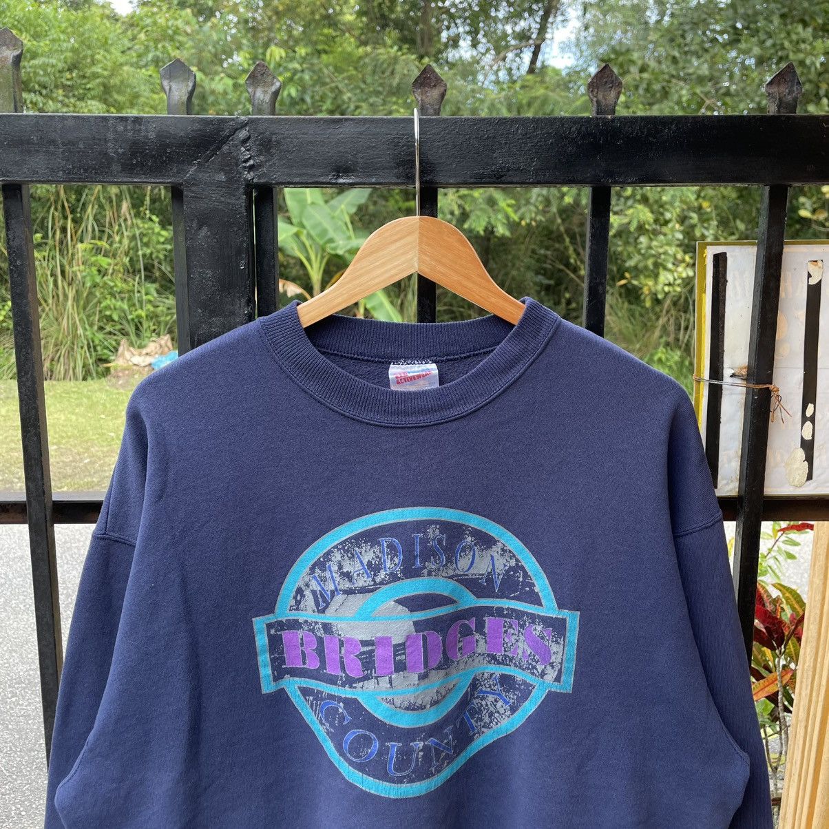 Vintage 🔥Vintage 90s Madison Bridge Country Big Logo Sweatshirts Size US L / EU 52-54 / 3 - 4 Thumbnail