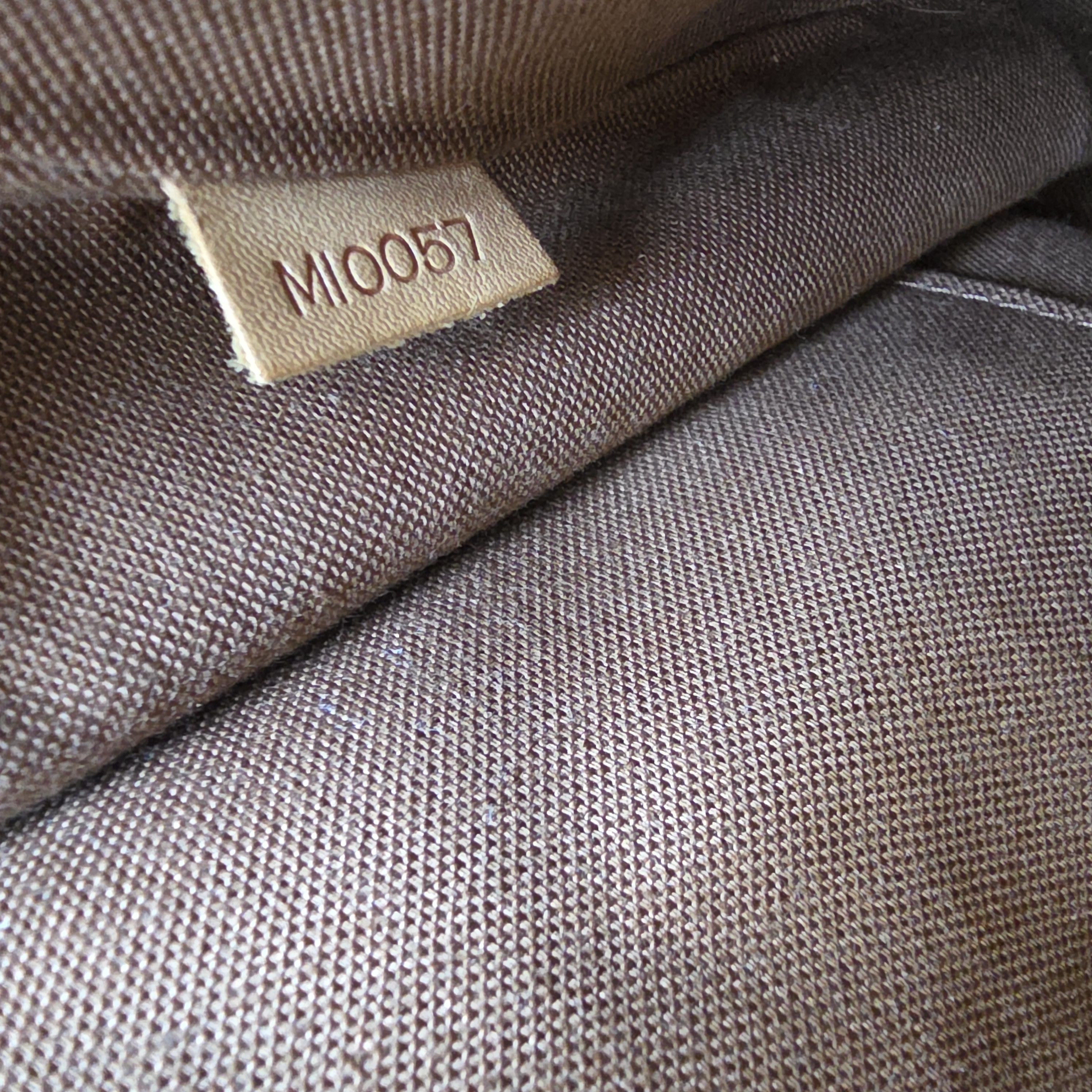 Louis Vuitton Louis Vuitton Monogram Bosphore PM Messenger Bag Size ONE SIZE - 4 Thumbnail