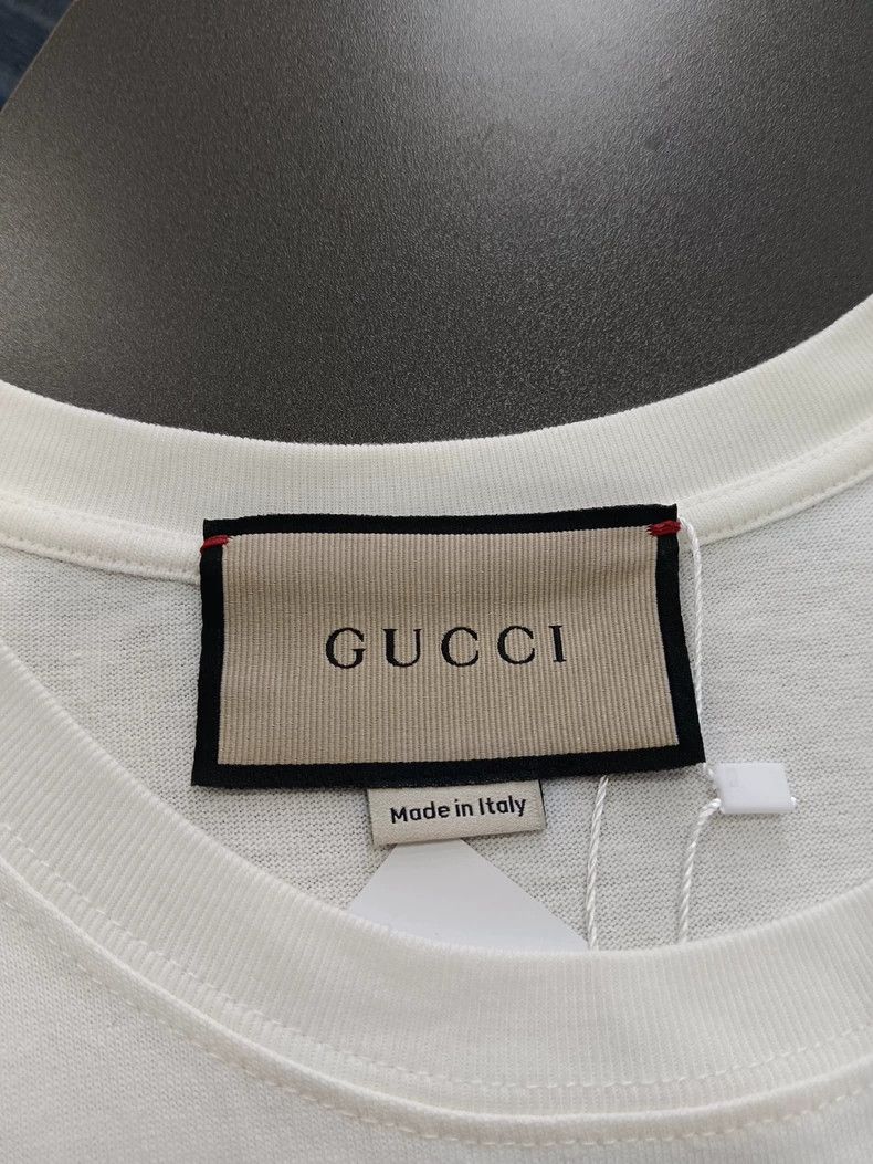 Gucci Gucci Strawberry pattern letter printed short-sleeved T-shi Size US XS / EU 42 / 0 - 2 Thumbnail