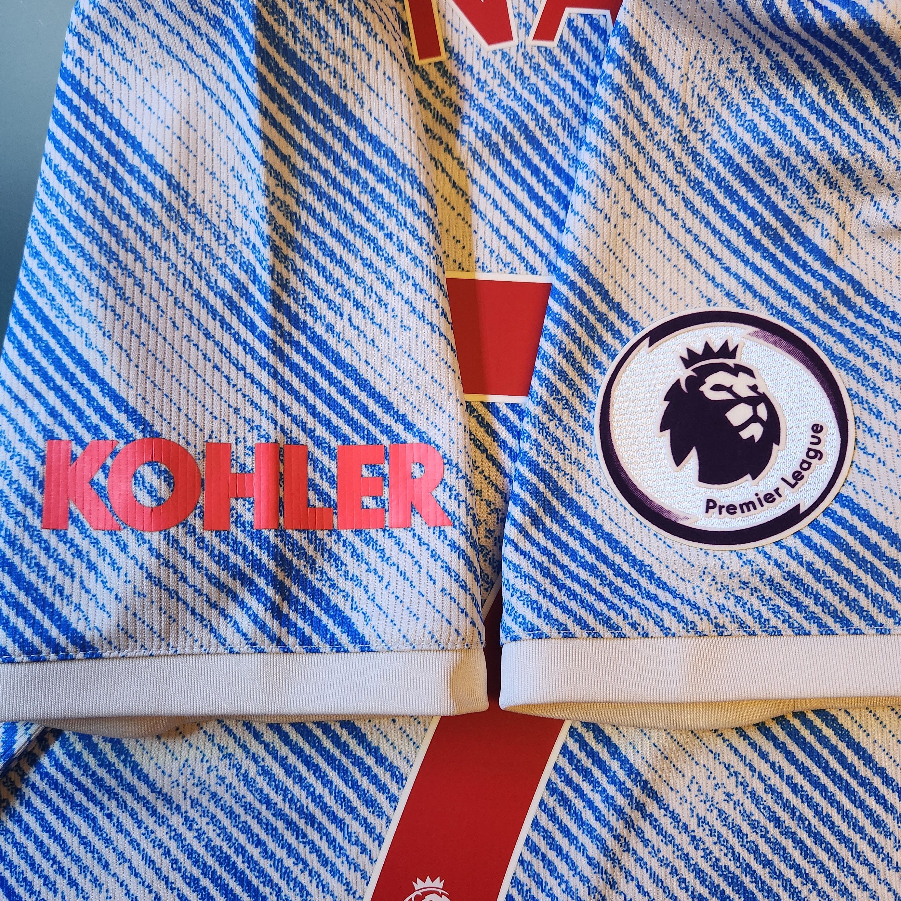 Adidas Manchester United RONALDO 2021-2022 21/22 Worker Bee Away Size US M / EU 48-50 / 2 - 8 Thumbnail