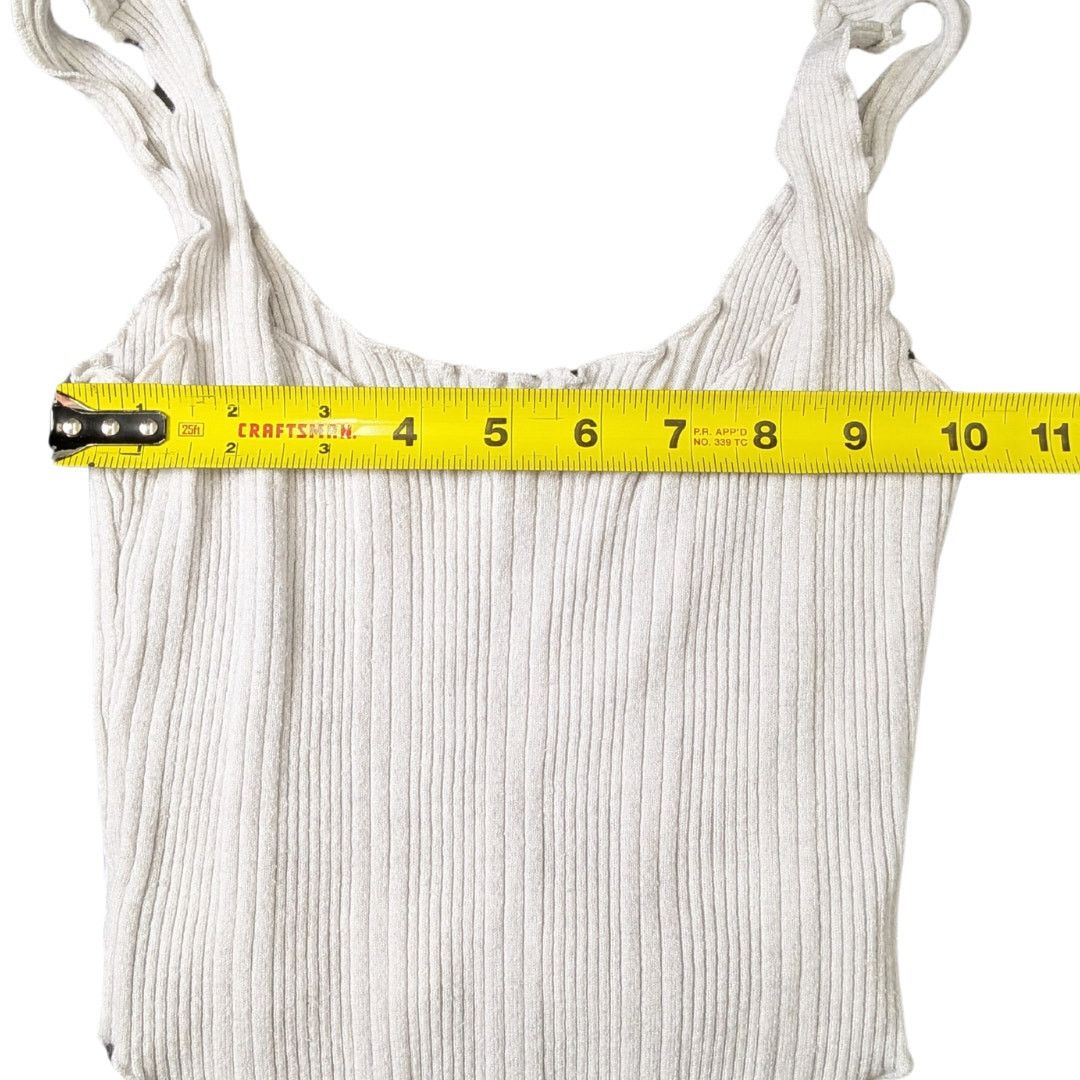 Kendall And Kylie Kendall & Kylie Cream Line-Textured Fitted and Cropped Tank Size XS / US 0-2 / IT 36-38 - 5 Thumbnail