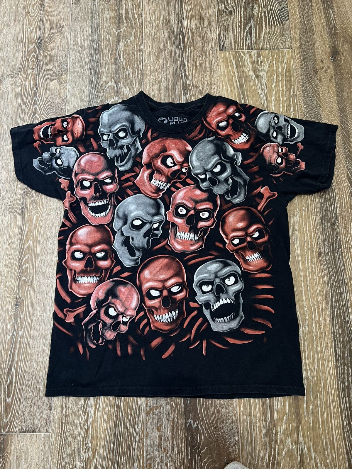 Liquid Blue Liquid blue skulls tee Size US M / EU 48-50 / 2 - 1 Thumbnail