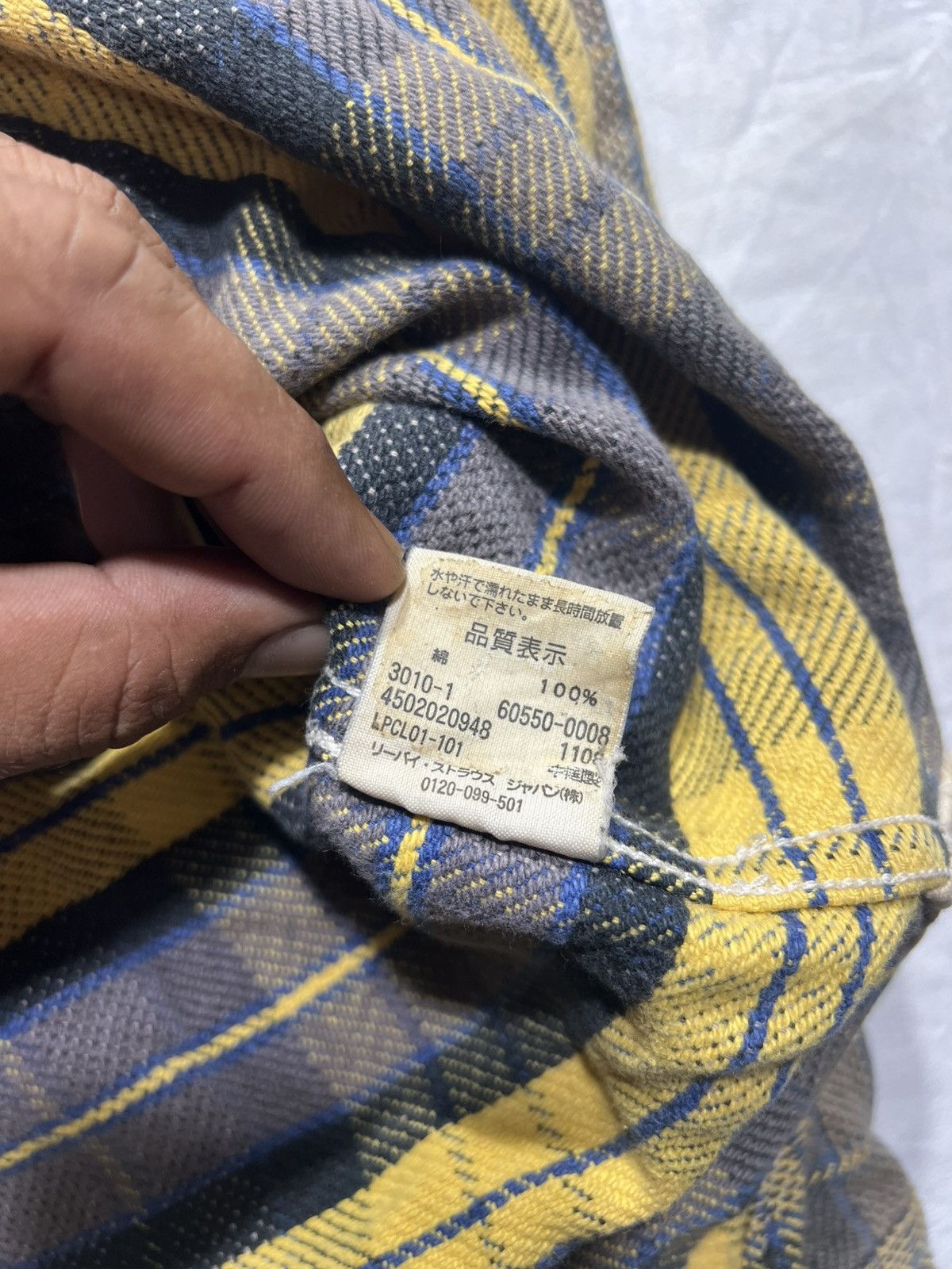 Levi's Levis yellow and black plaid flannel shirt Size US L / EU 52-54 / 3 - 16 Thumbnail