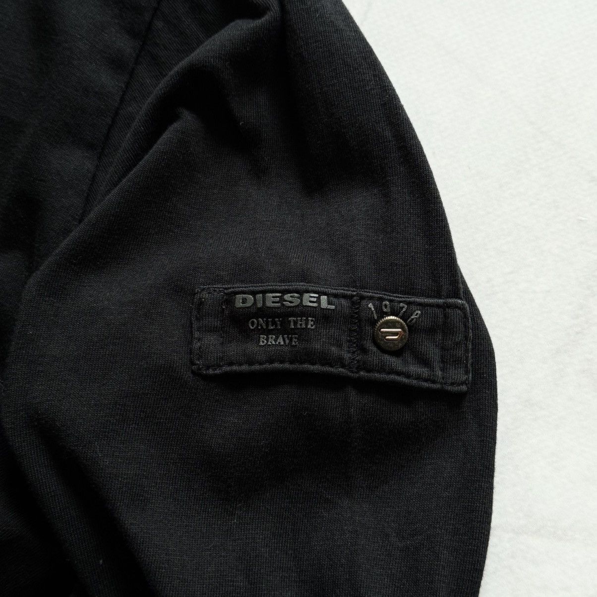 Diesel Diesel Opium Gothic If Six Was Nine Vibe Long Sleeve T Shirt Size US M / EU 48-50 / 2 - 3 Thumbnail
