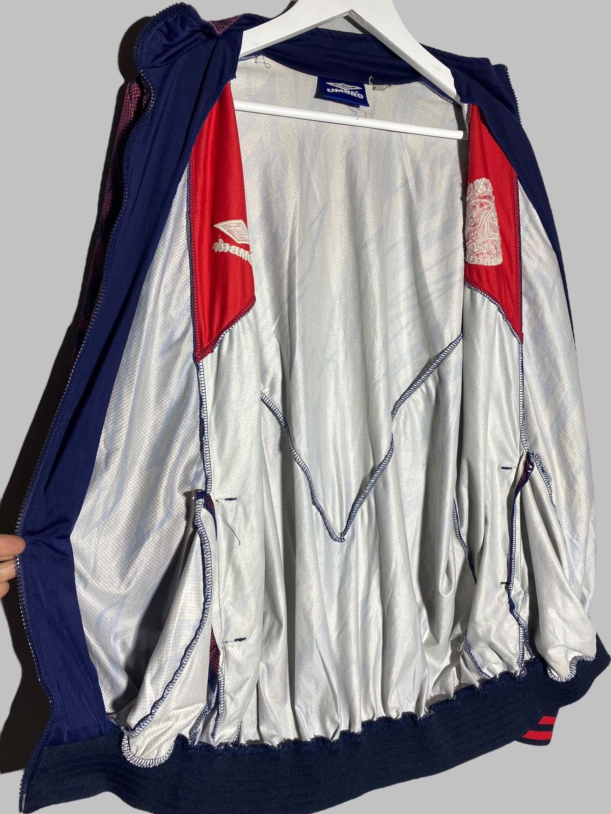 Umbro Vintage 90s Ajax Amsterdam Jacket Red Navy Retro Football Size US XL / EU 56 / 4 - 17 Thumbnail