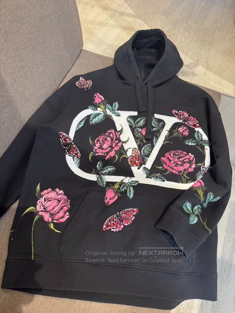 Valentino Valentino Sequin big logo butterfly floral bead embroidere Size XS / US 0-2 / IT 36-38 - 1 Thumbnail