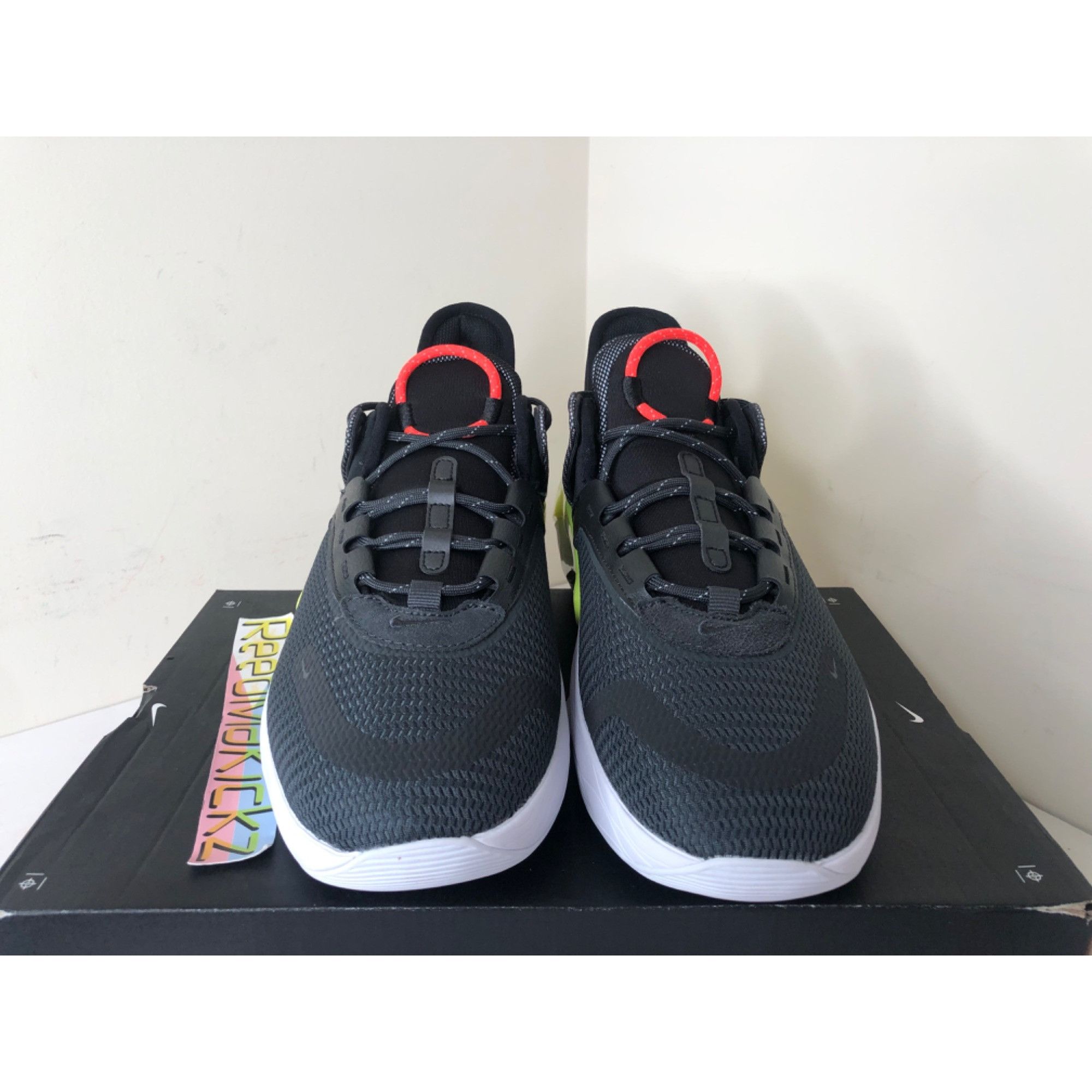 Nike Nike Distorted DNA Black Volt mens 13us Size US 13 / EU 46 - 2 Thumbnail
