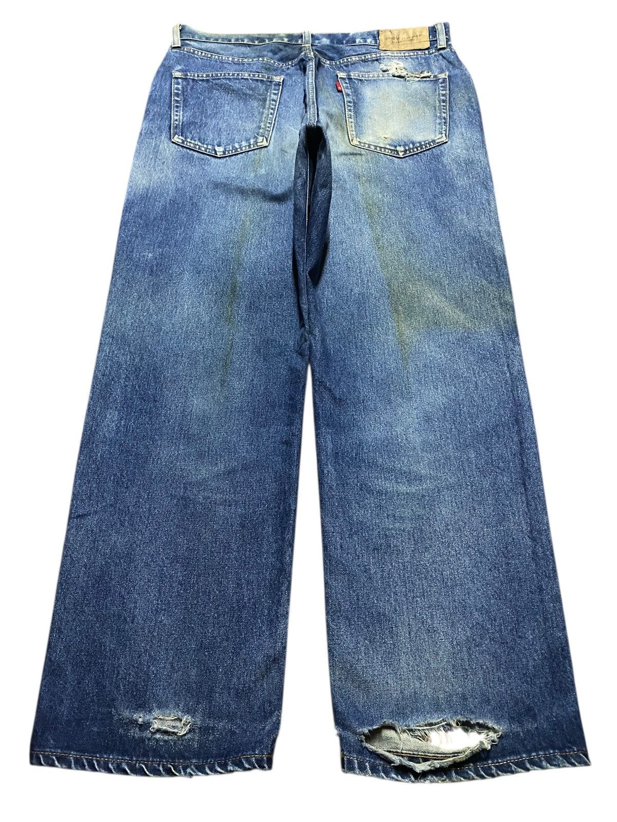 Warehouse Vintage Warehouse Sand Wash Distressed Baggy Jeans Size US 33 - 2 Thumbnail